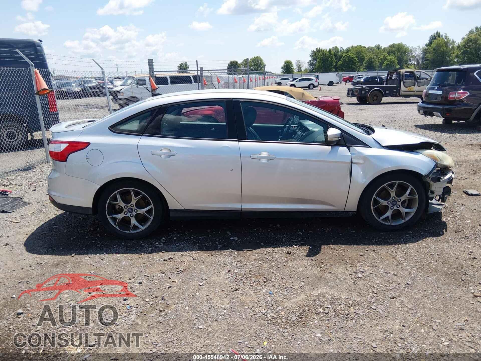 FORD FOCUS 2014 - 1FADP3F27EL227480