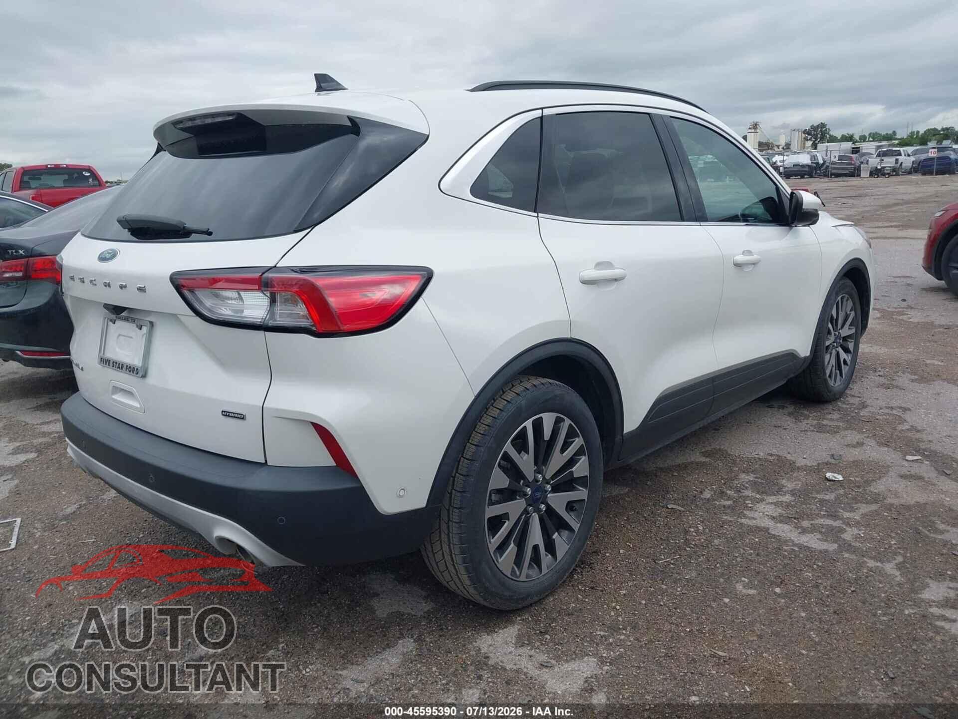 FORD ESCAPE 2020 - 1FMCU0DZ5LUA74937