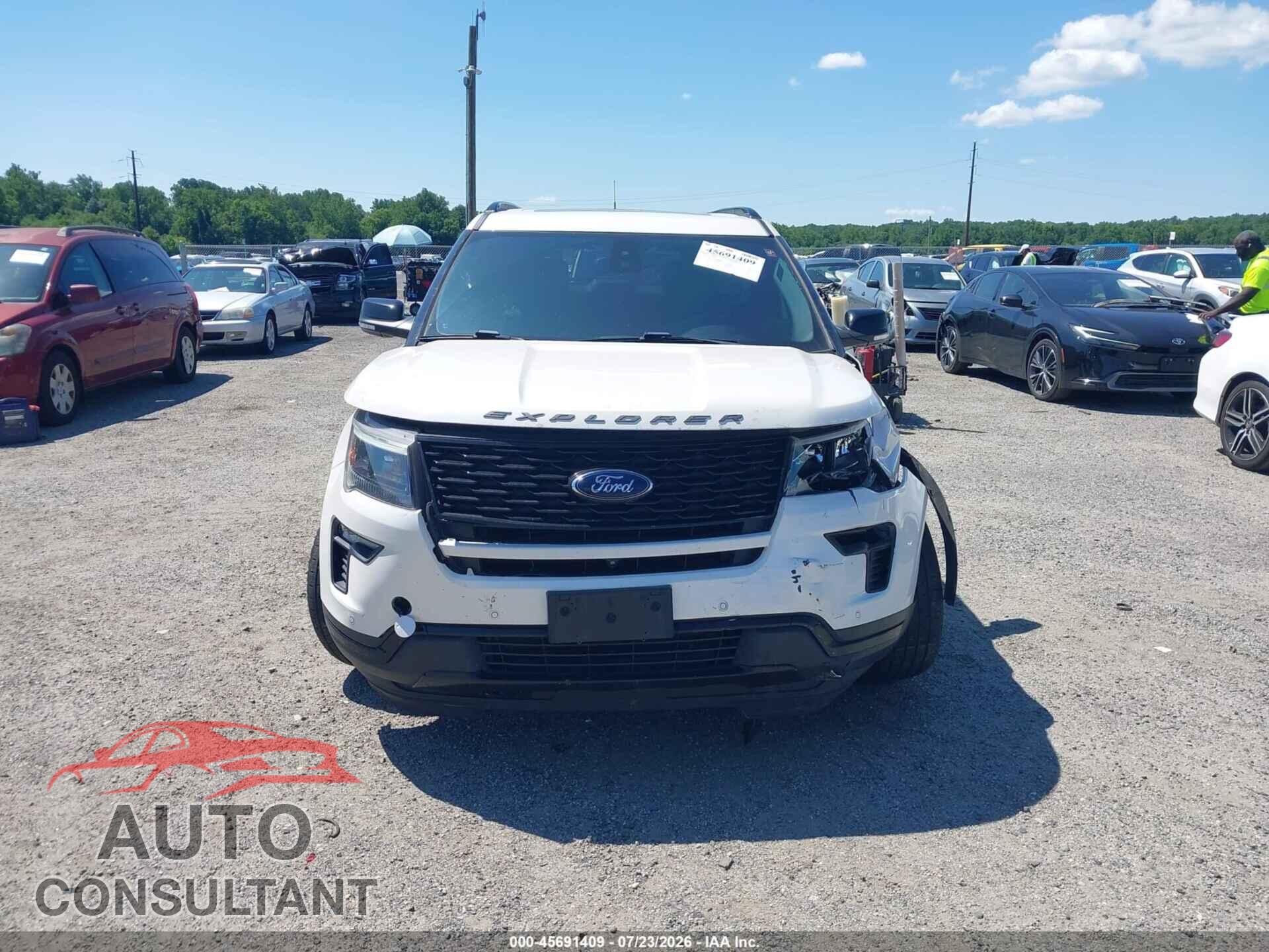 FORD EXPLORER 2018 - 1FM5K8GT9JGB38235