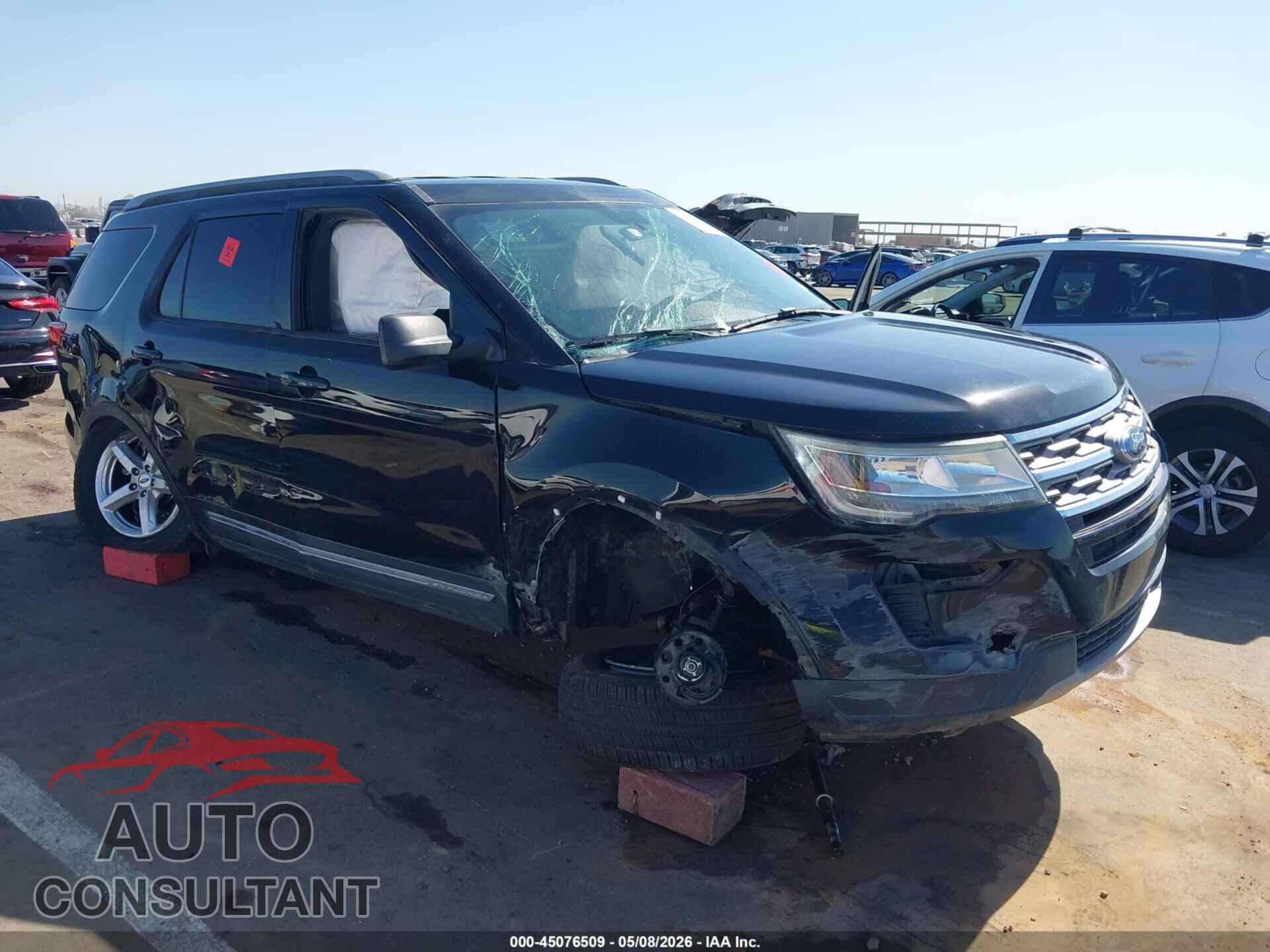 FORD EXPLORER 2018 - 1FM5K7D88JGB56848