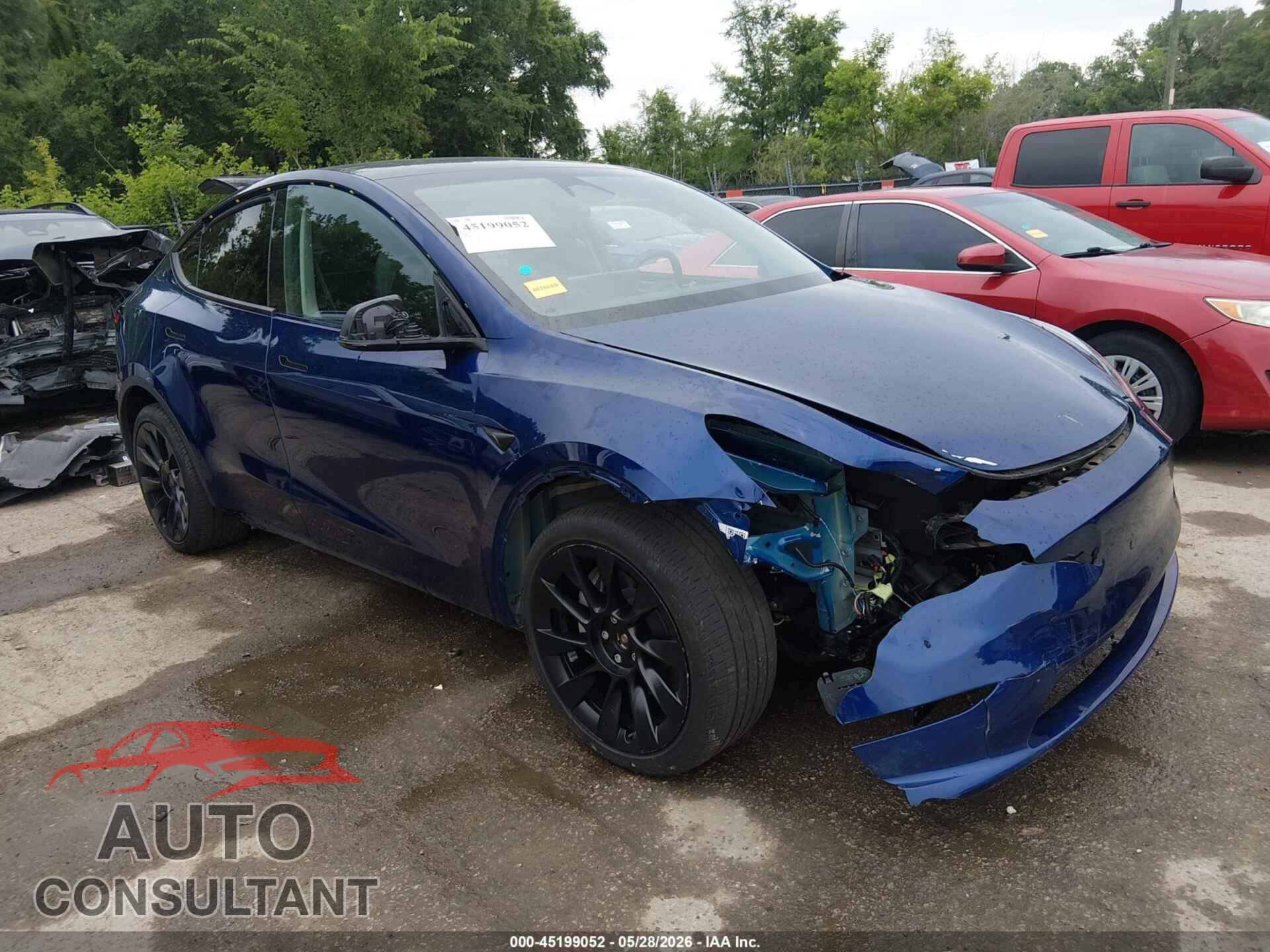 TESLA MODEL Y 2024 - 7SAYGDEE0RA250153
