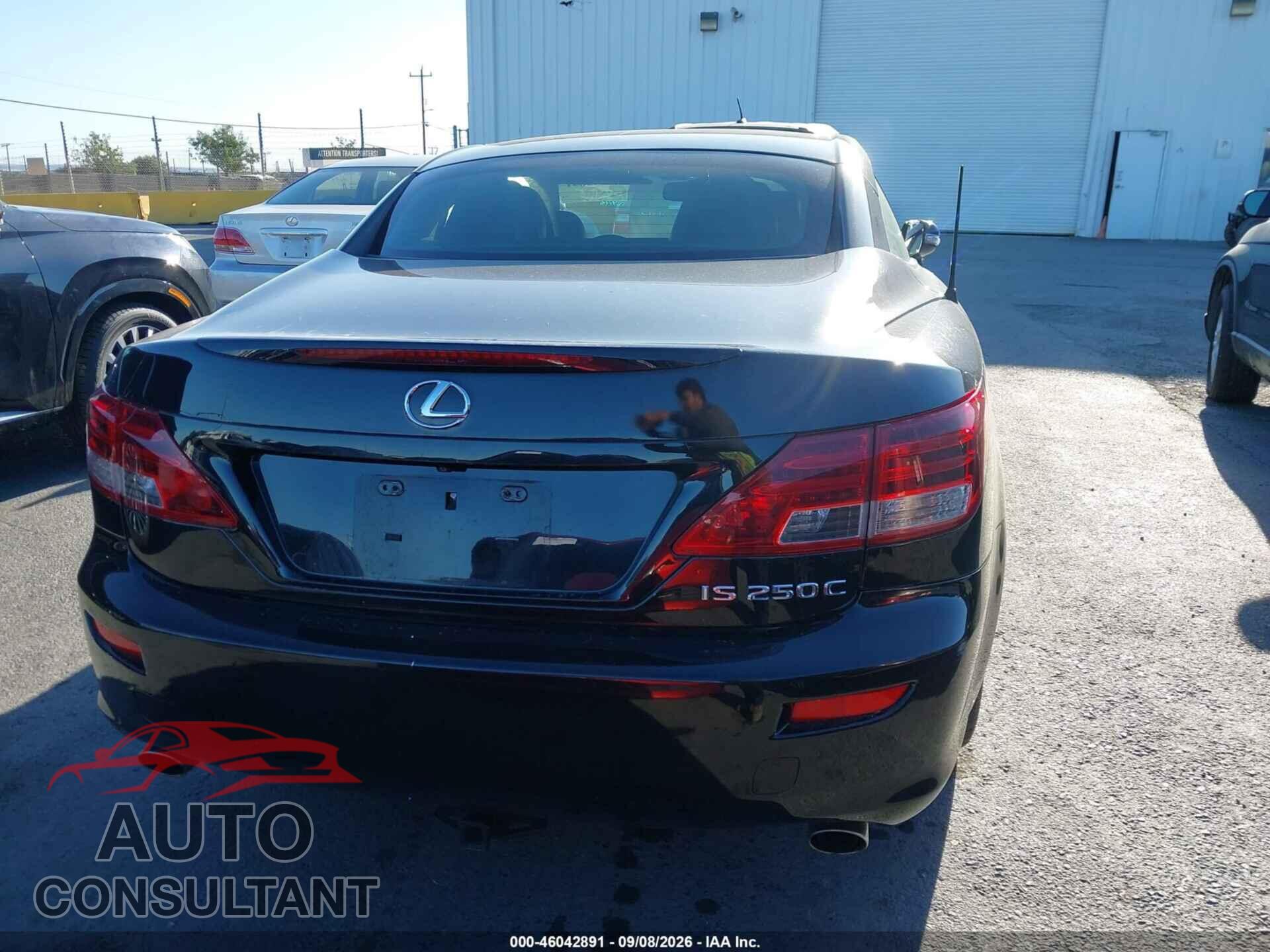 LEXUS IS 250C 2013 - JTHFF2C26D2527762
