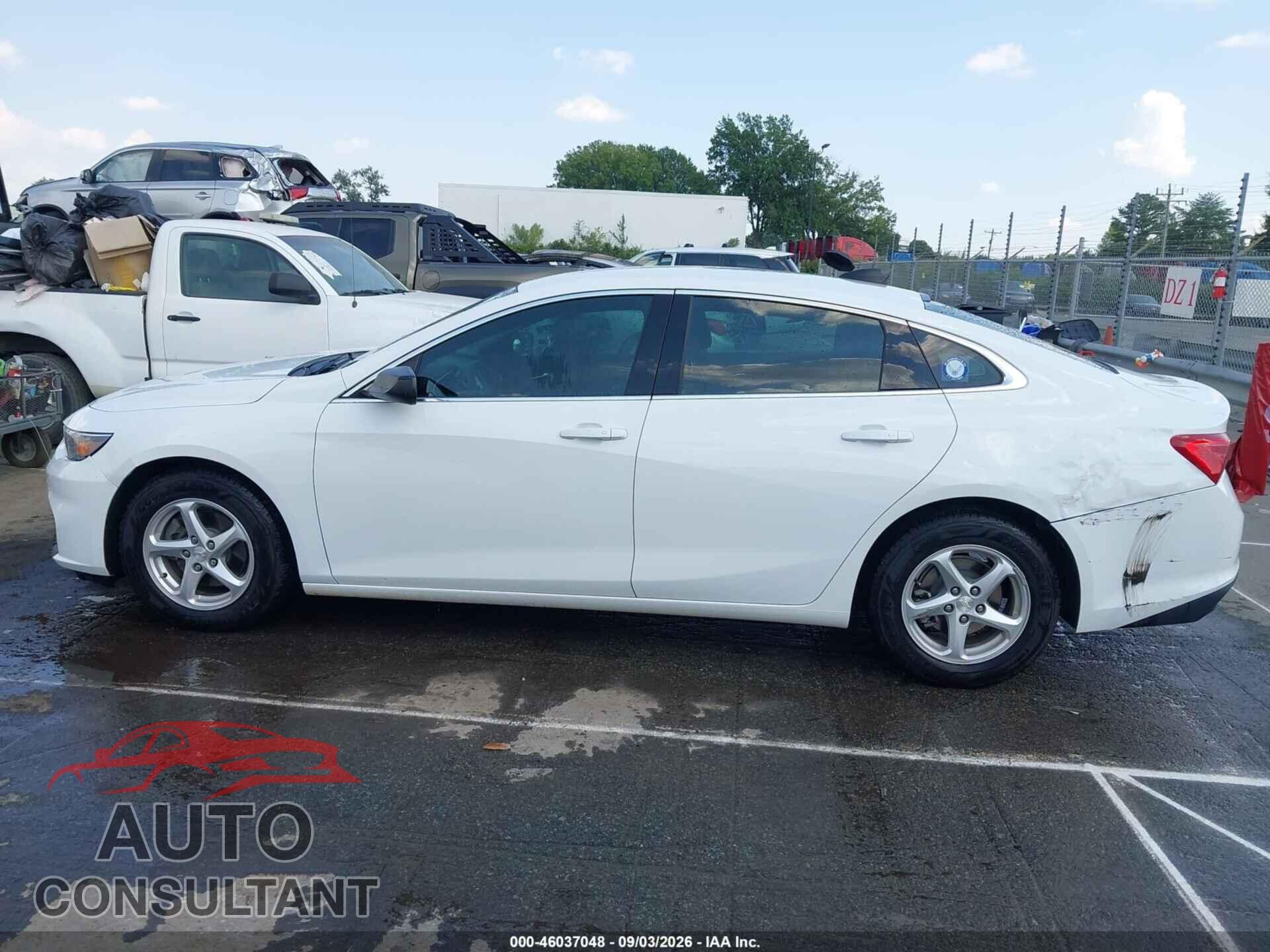 CHEVROLET MALIBU 2018 - 1G1ZB5ST6JF228551