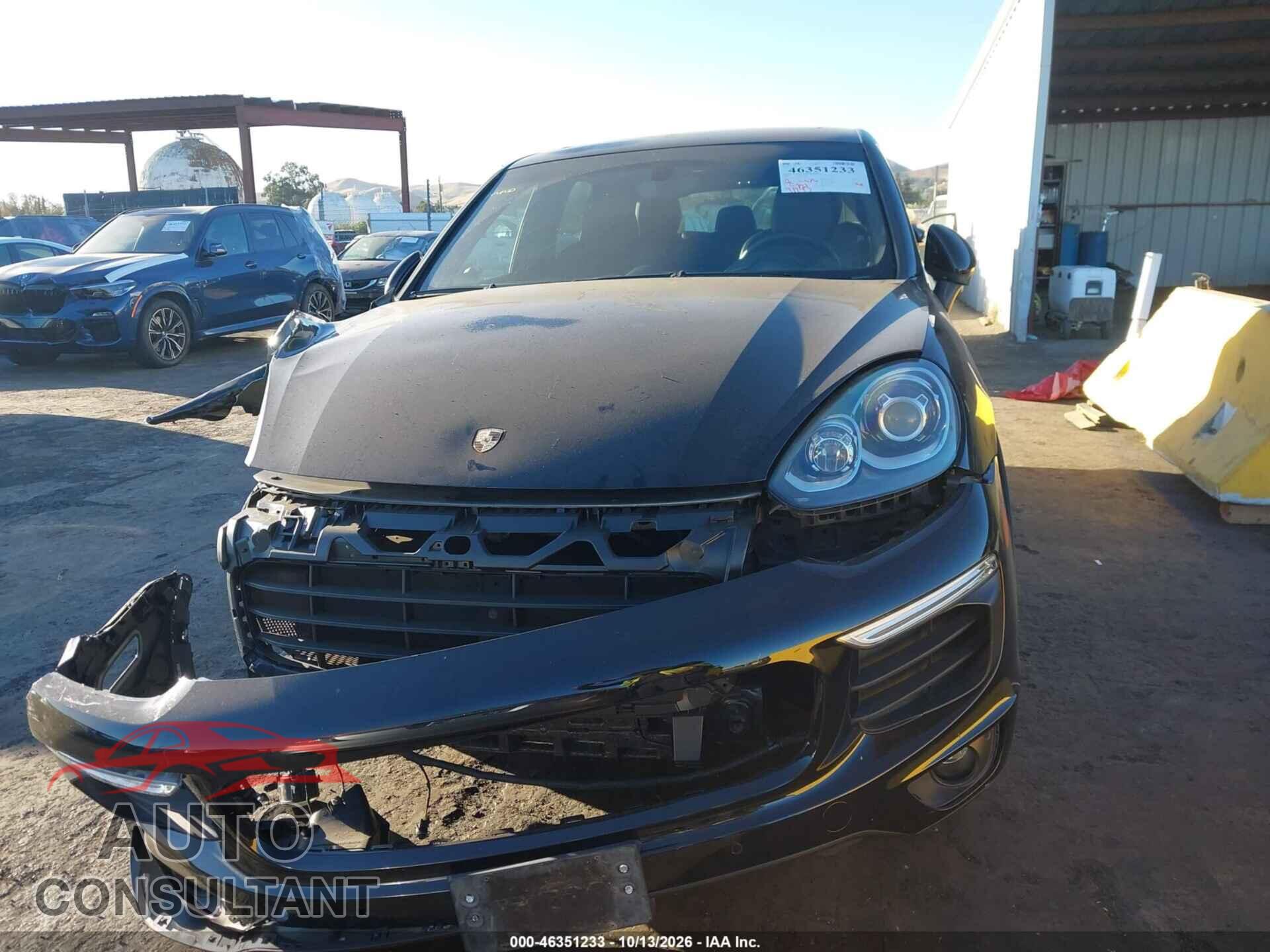 PORSCHE CAYENNE 2016 - WP1AA2A26GLA03747