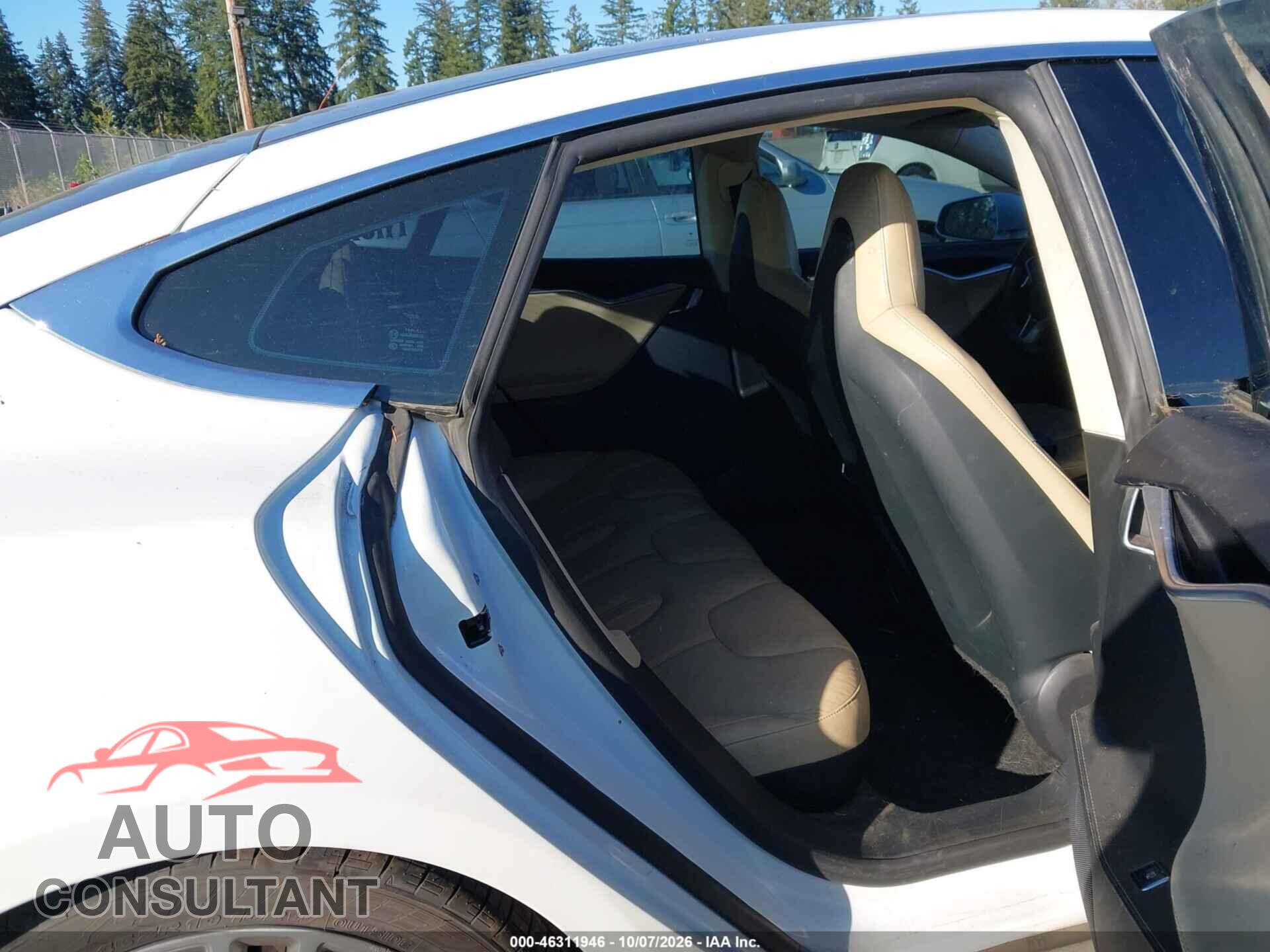 TESLA MODEL S 2013 - 5YJSA1DN3DFP24757