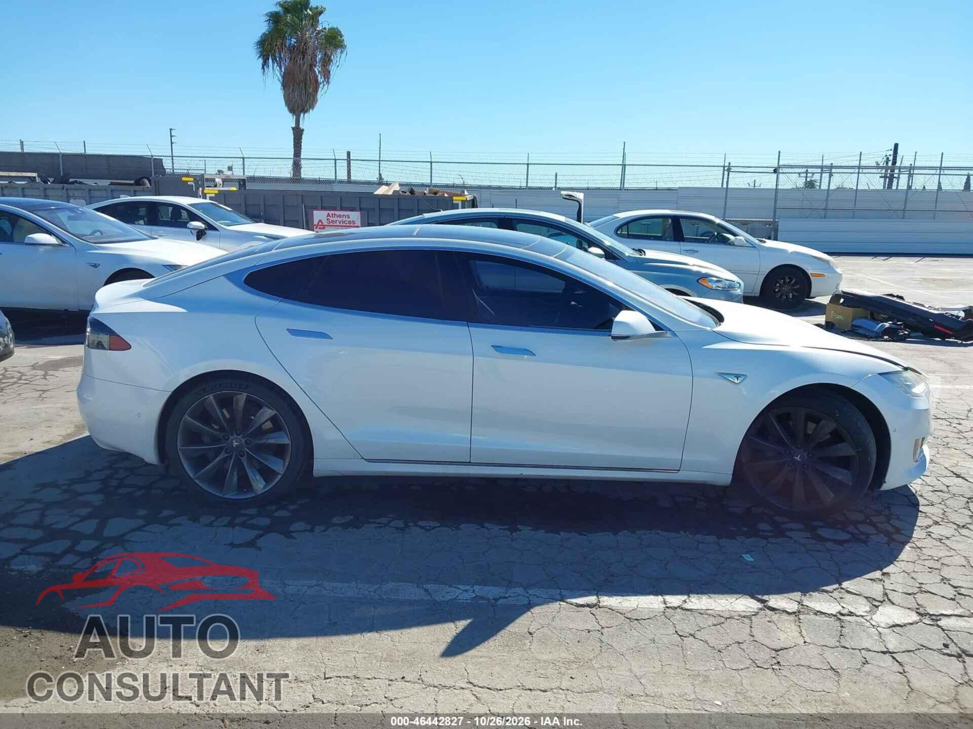 TESLA MODEL S 2016 - 5YJSA1E11GF147775