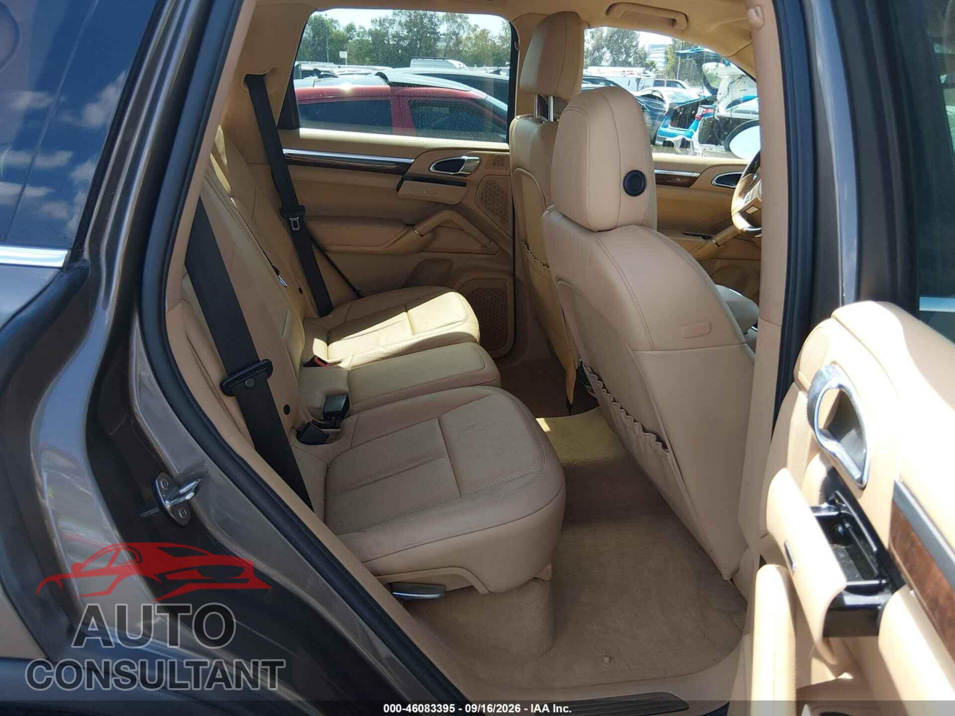 PORSCHE CAYENNE 2011 - WP1AB2A24BLA43041