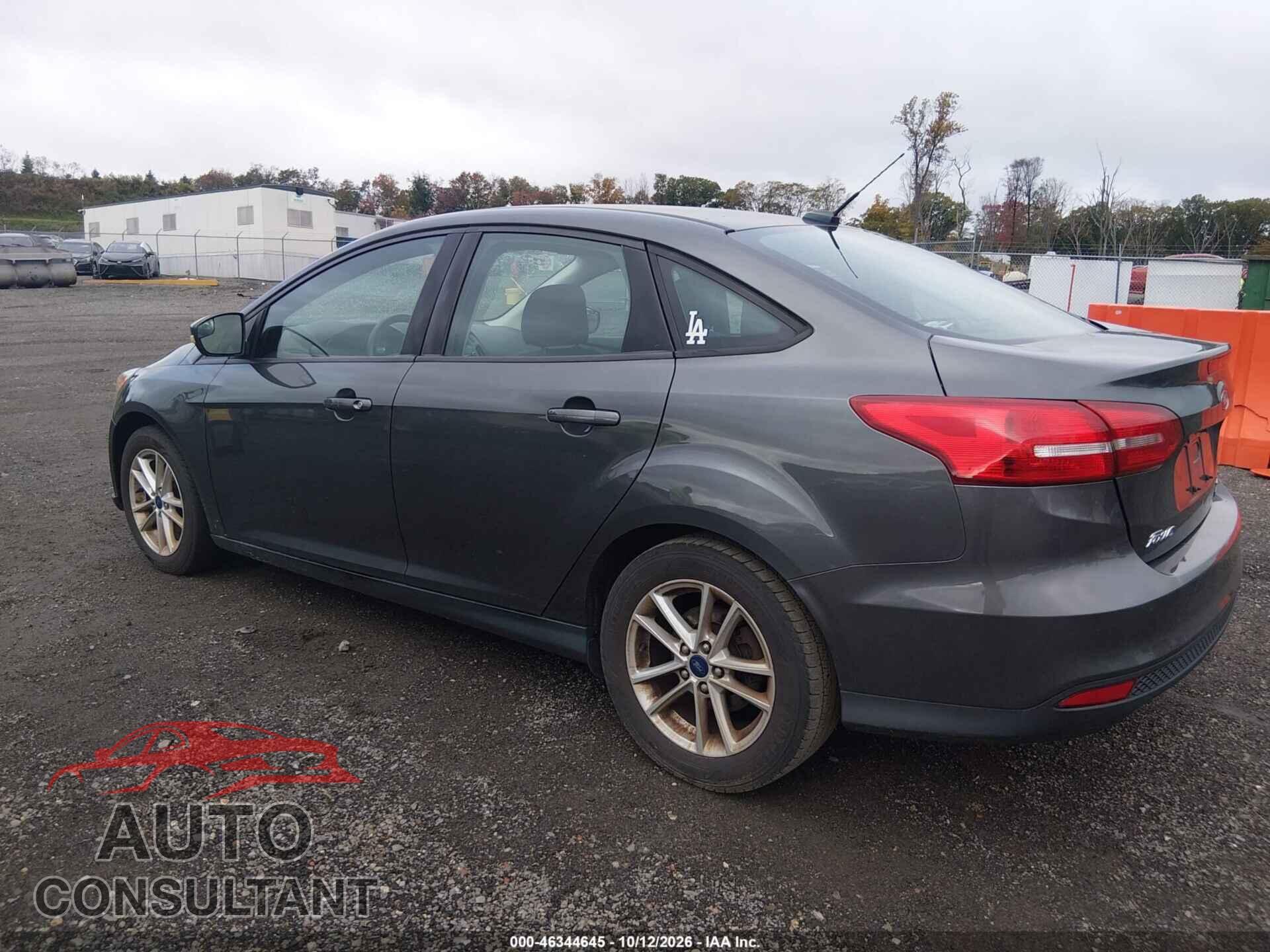 FORD FOCUS 2017 - 1FADP3FEXHL218237