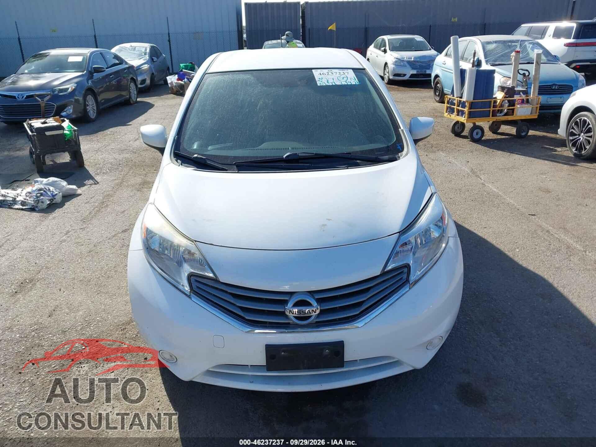 NISSAN VERSA NOTE 2015 - 3N1CE2CP8FL423510