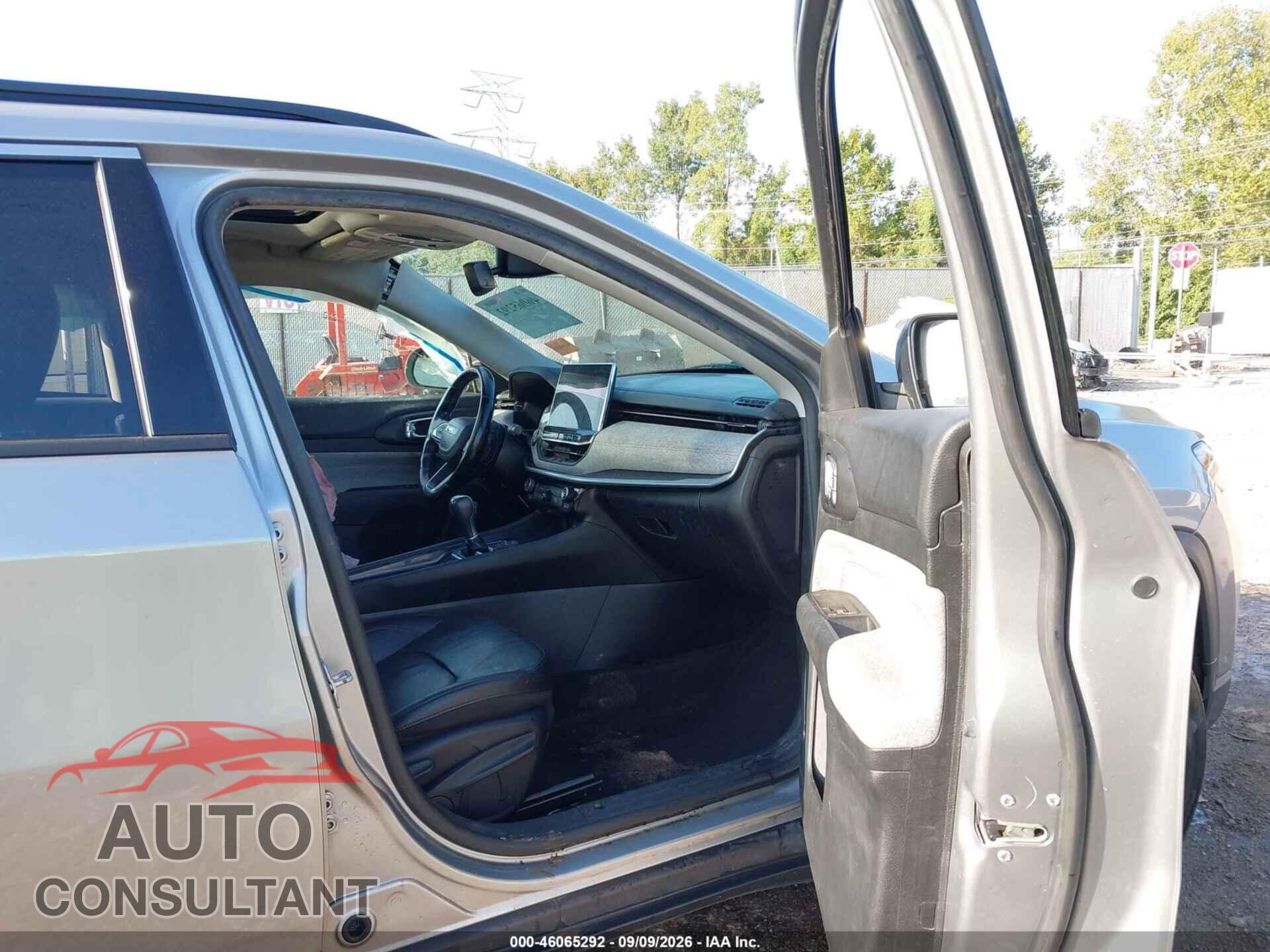 JEEP COMPASS 2022 - 3C4NJDFB4NT117528