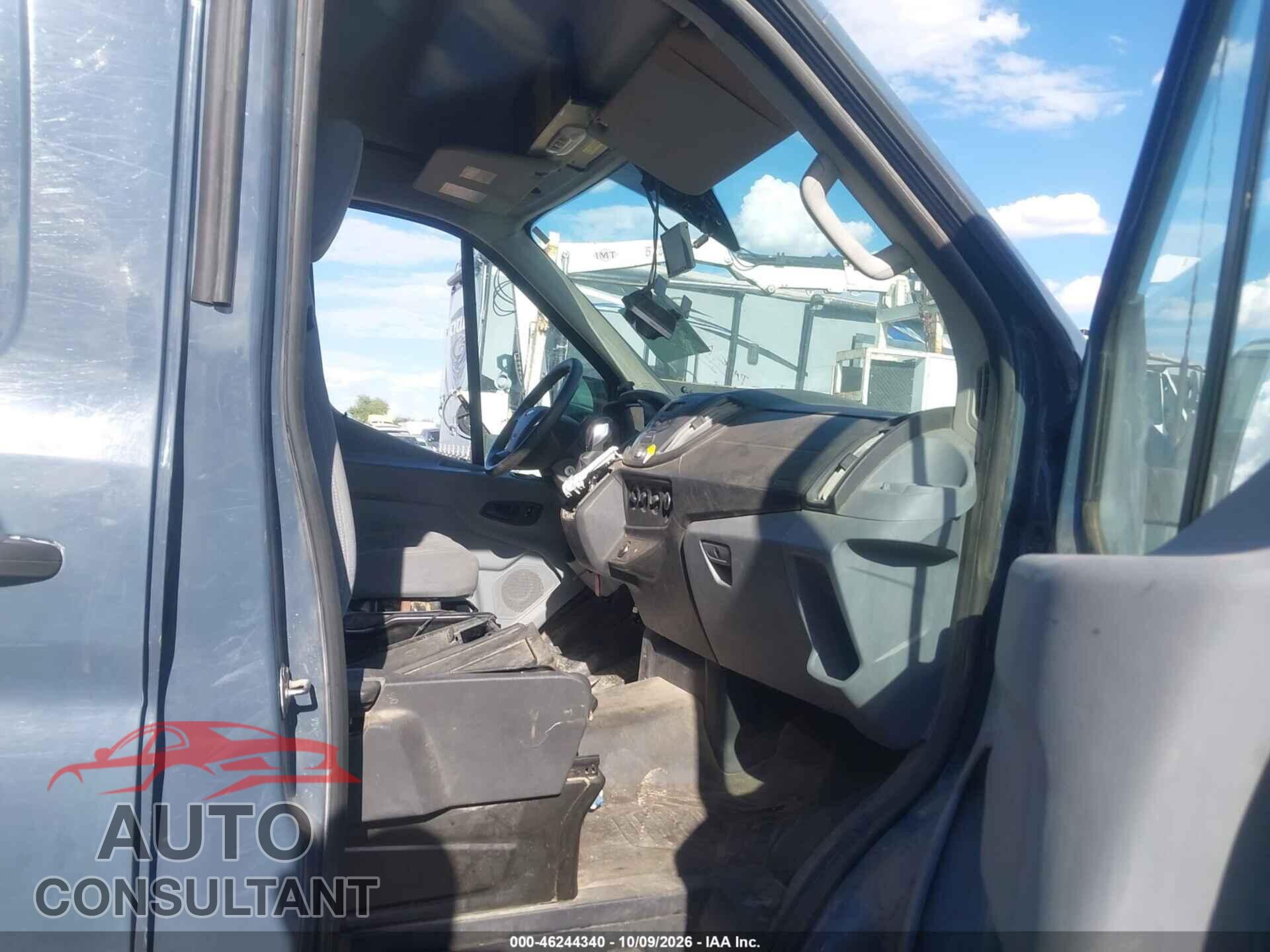 FORD TRANSIT-250 2019 - 1FTYR3XM0KKB50779