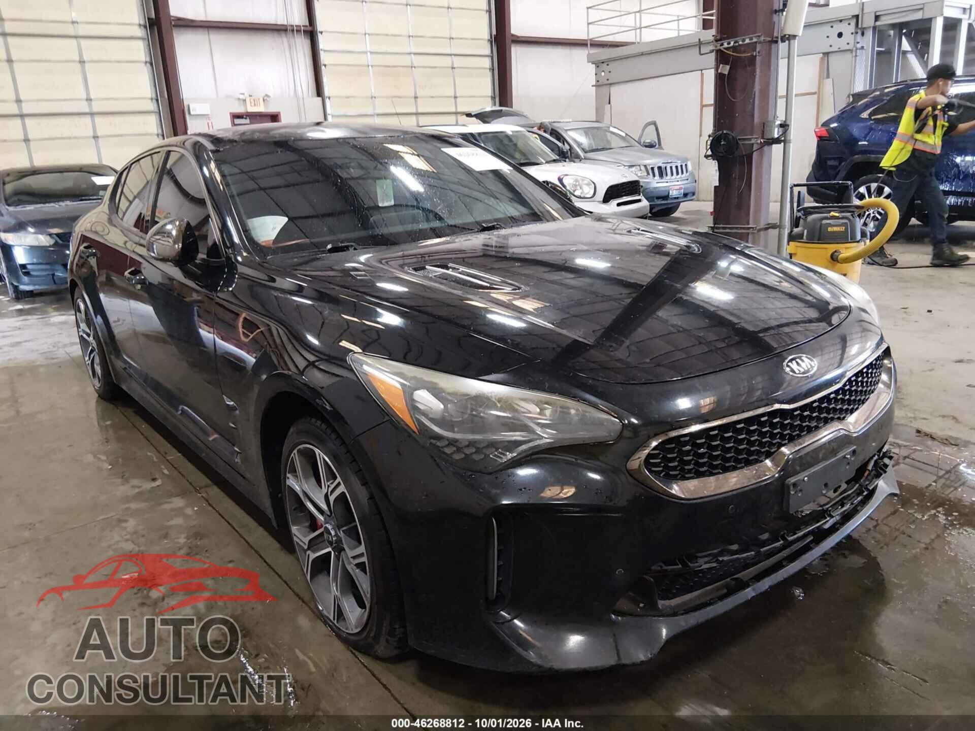 KIA STINGER 2018 - KNAE35LC4J6020070