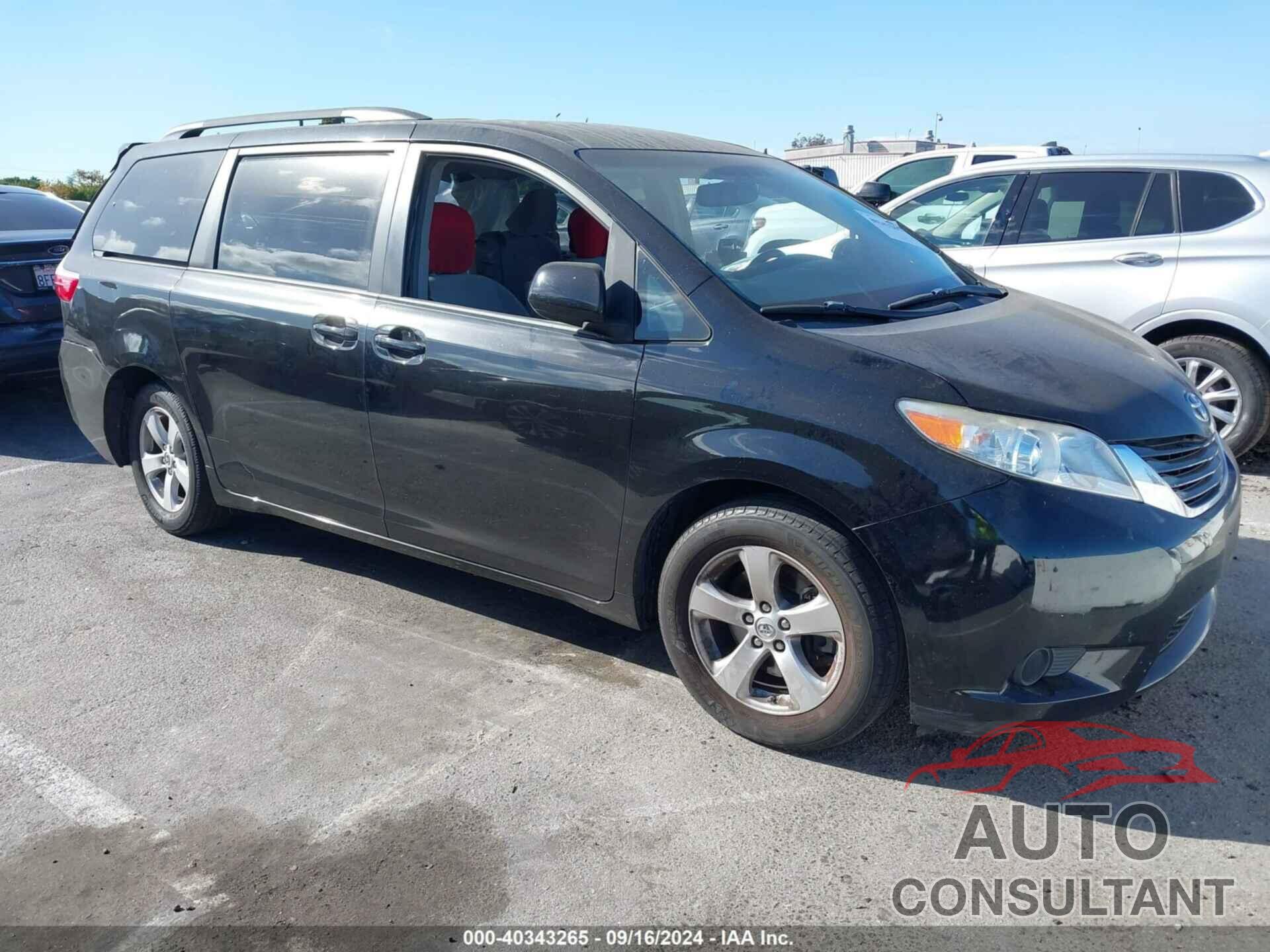 TOYOTA SIENNA 2017 - 5TDKZ3DC4HS874056