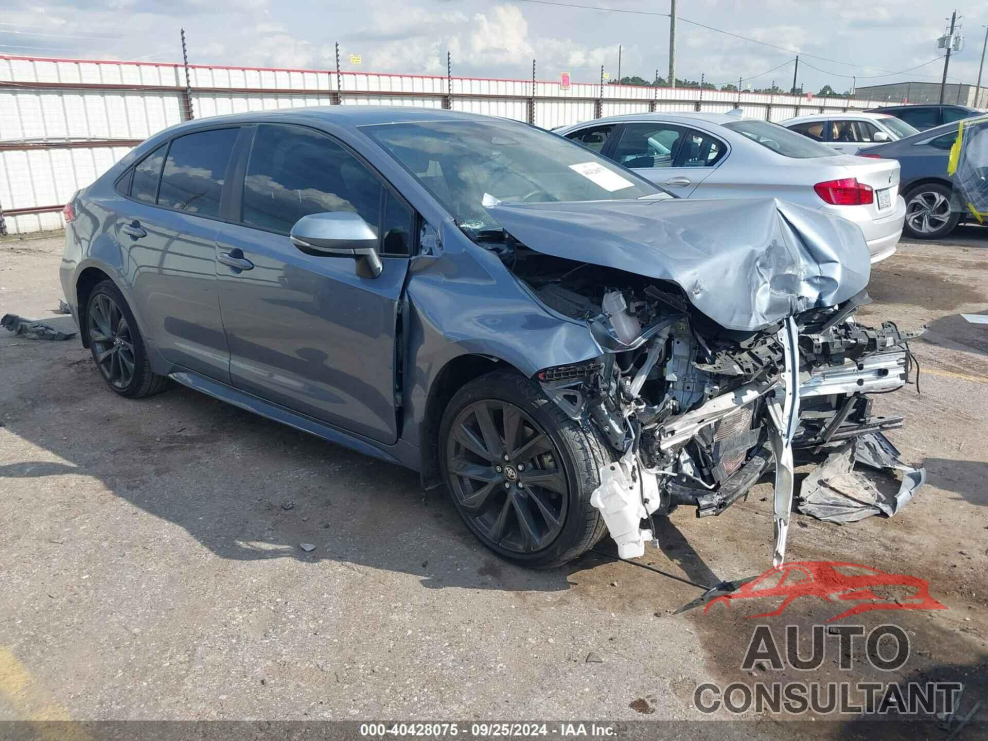 TOYOTA COROLLA 2024 - JTDBCMFE0R3043145