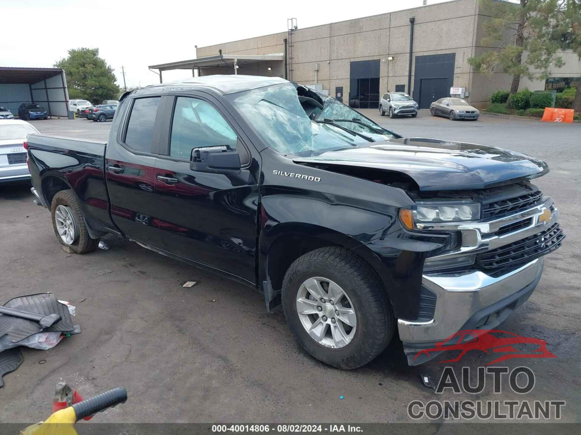 CHEVROLET SILVERADO 1500 2020 - 1GCRWCED6LZ164906