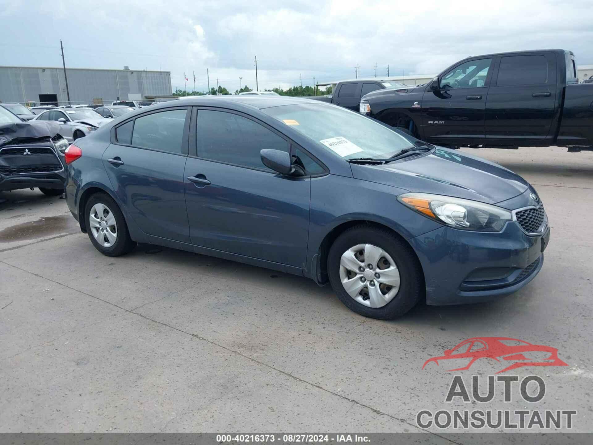 KIA FORTE 2016 - KNAFK4A68G5554119