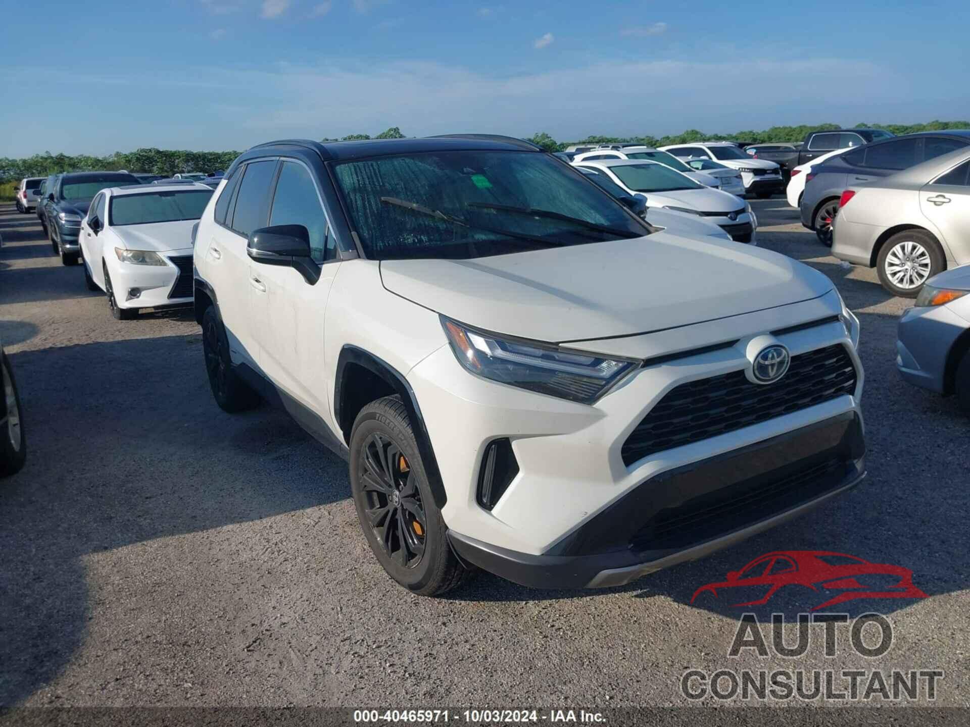 TOYOTA RAV4 2022 - 2T3E6RFV7NW030532