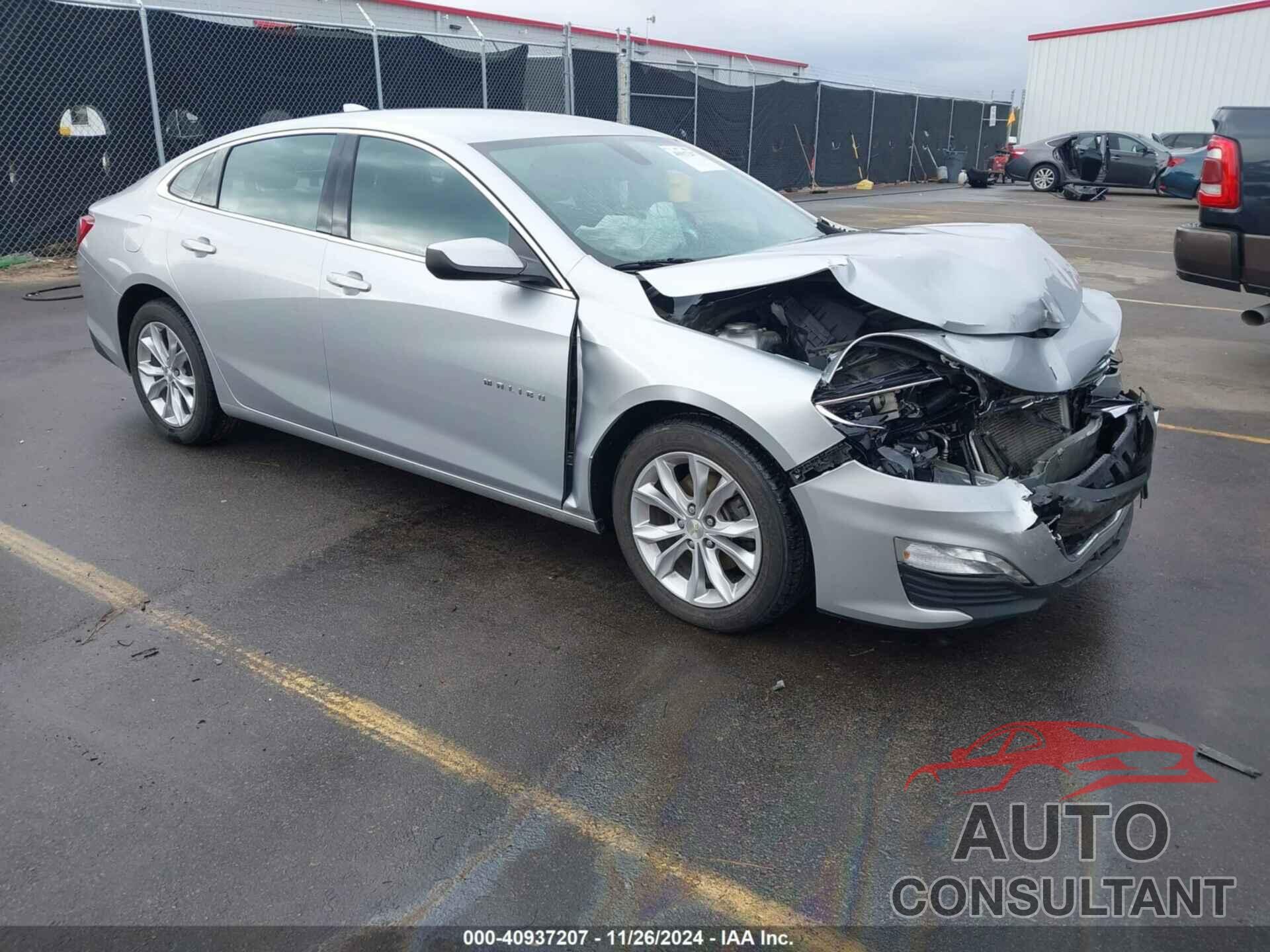 CHEVROLET MALIBU 2019 - 1G1ZD5ST8KF153945