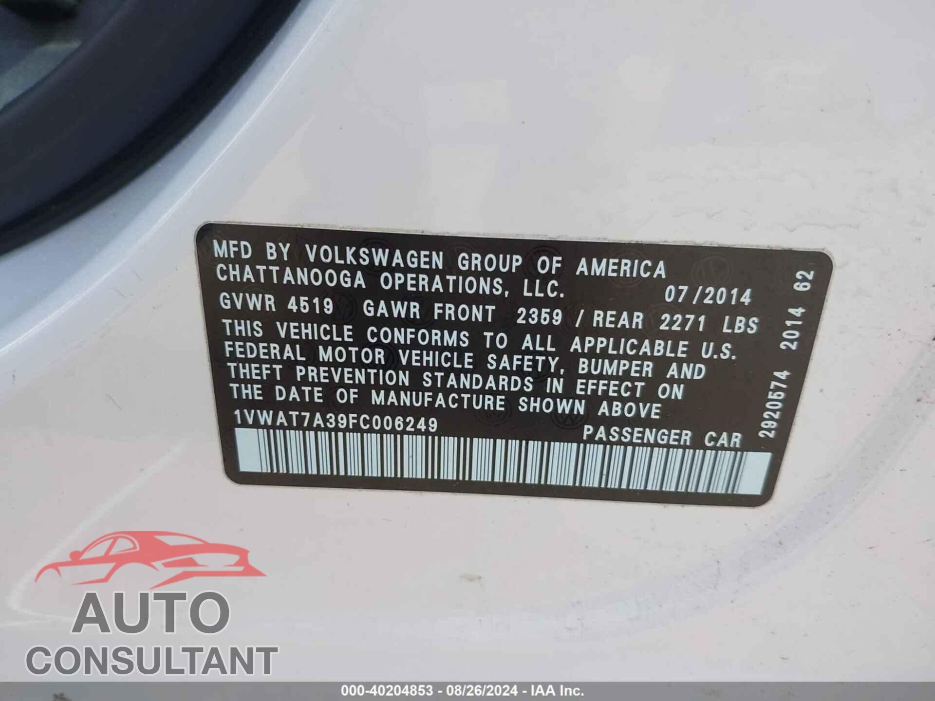 VOLKSWAGEN PASSAT 2015 - 1VWAT7A39FC006249