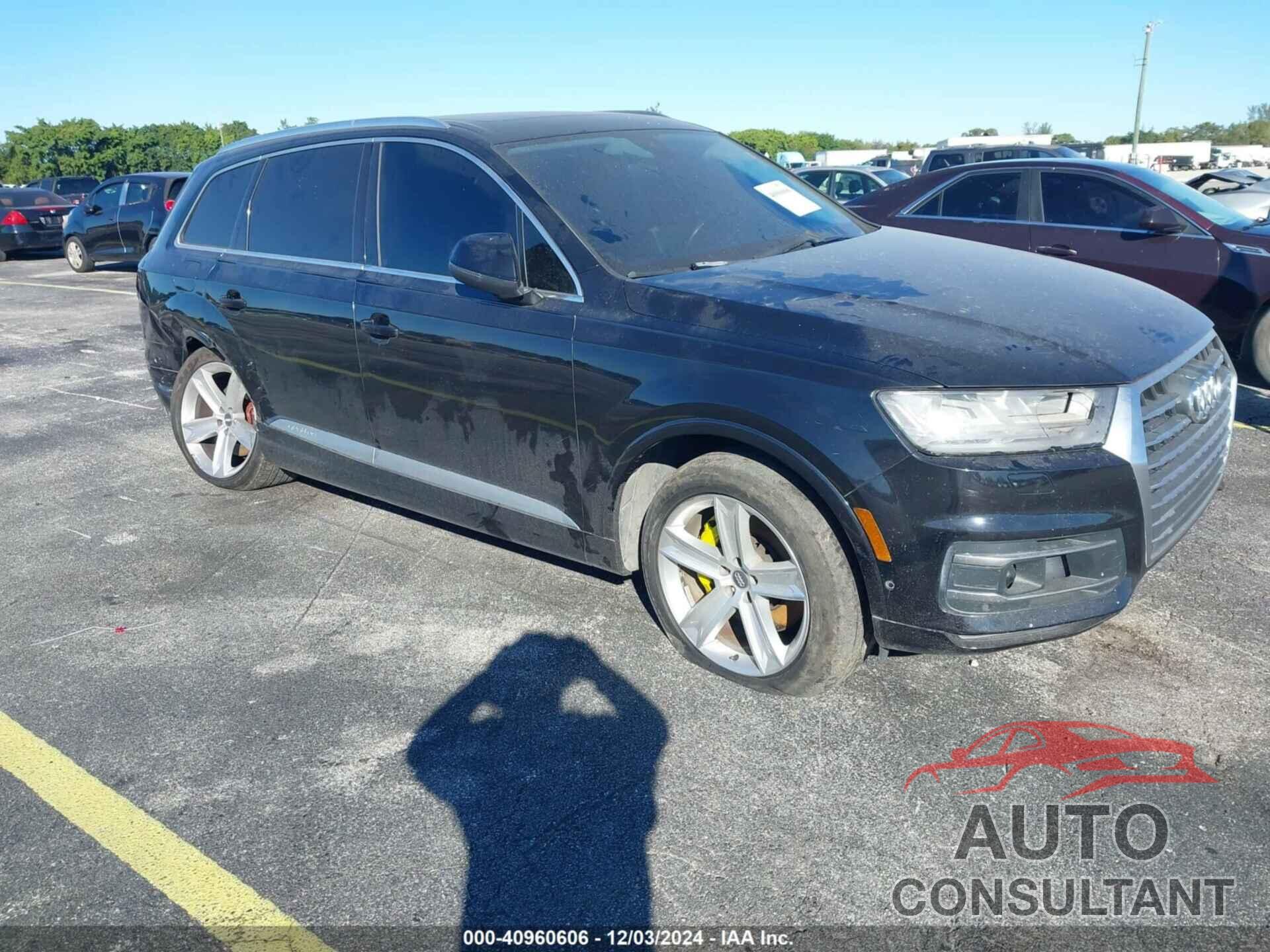 AUDI Q7 2019 - WA1VAAF70KD016797