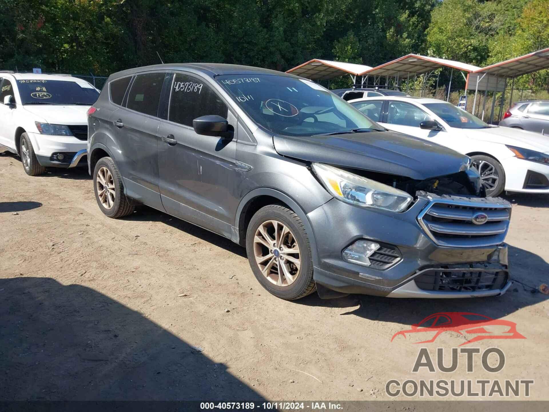 FORD ESCAPE 2017 - 1FMCU0GD5HUA27415