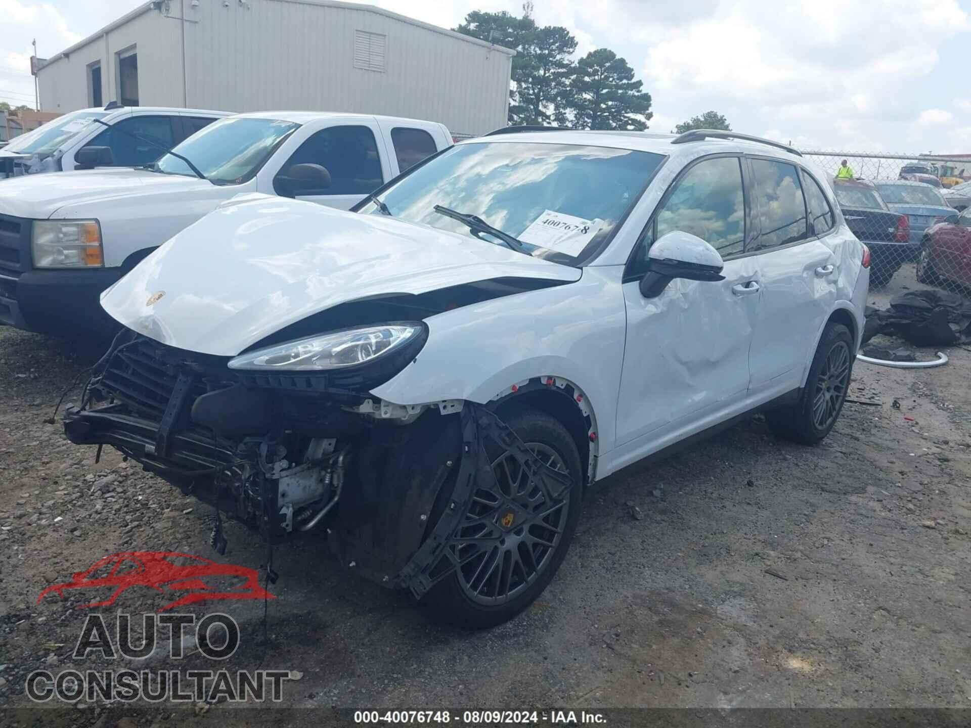 PORSCHE CAYENNE 2017 - WP1AA2A22HKA88562