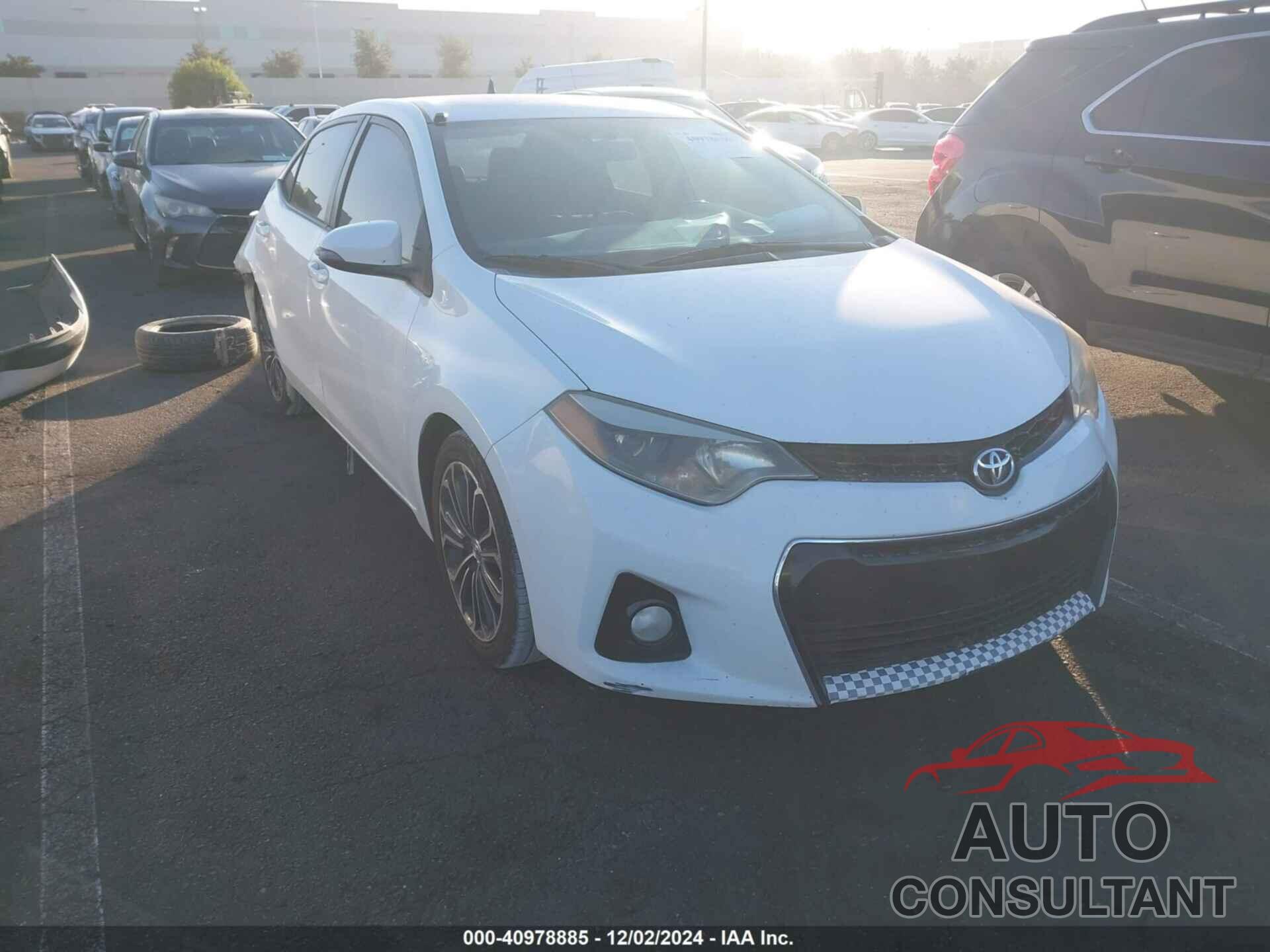 TOYOTA COROLLA 2015 - 5YFBURHE1FP347532