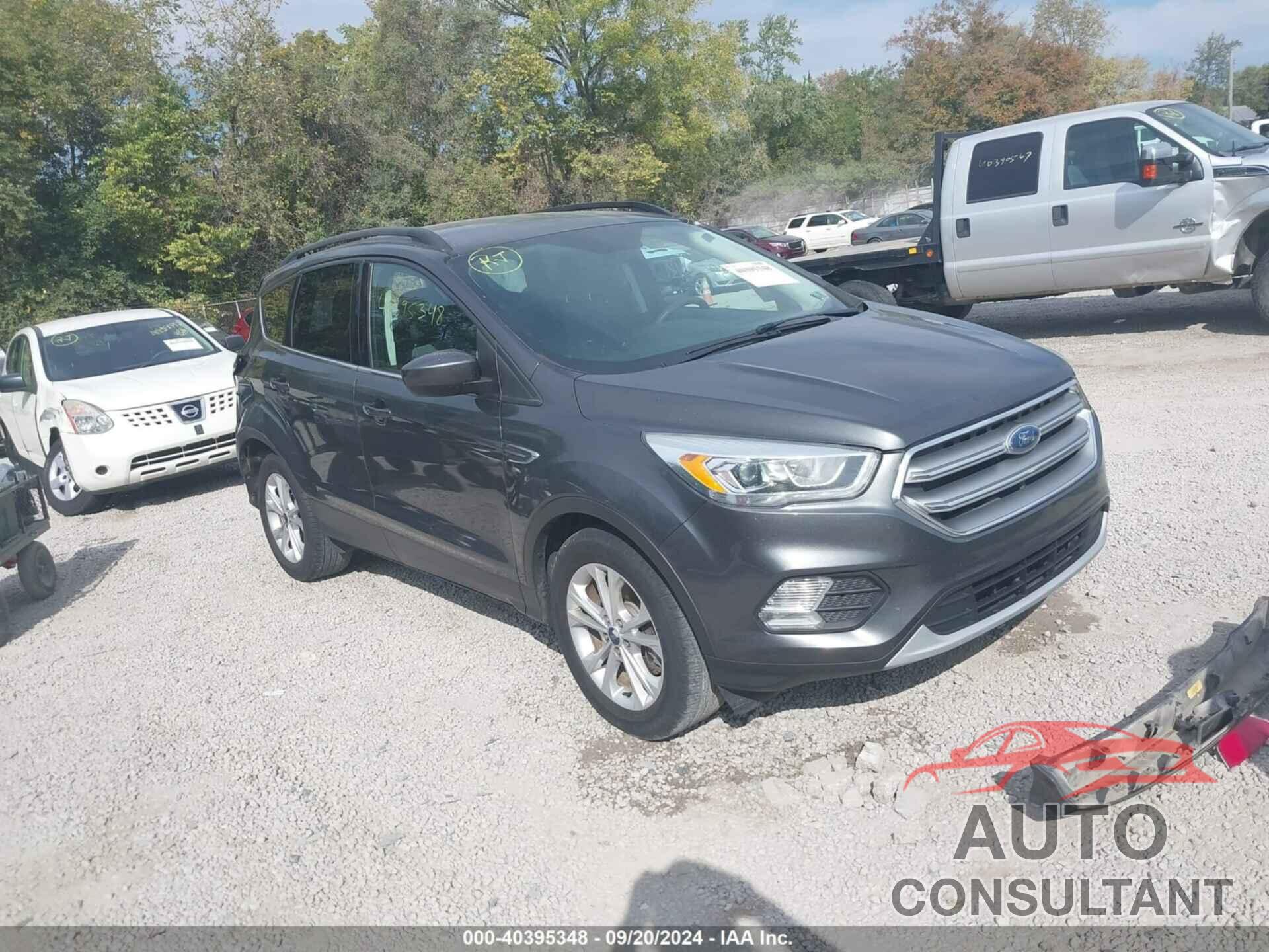 FORD ESCAPE 2017 - 1FMCU9GD3HUC54056