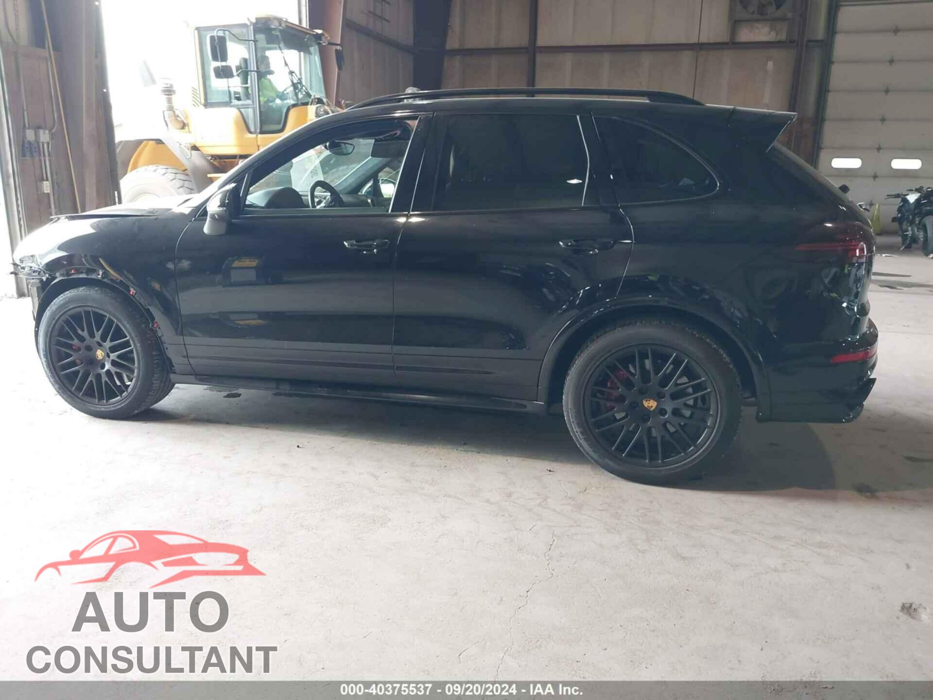 PORSCHE CAYENNE 2017 - WP1AD2A28HLA83397