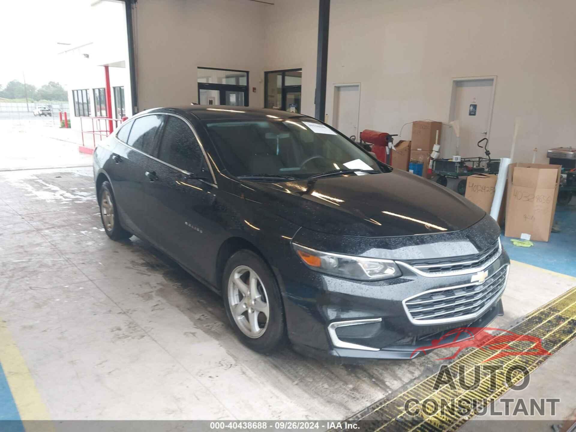CHEVROLET MALIBU 2018 - 1G1ZB5ST8JF267559