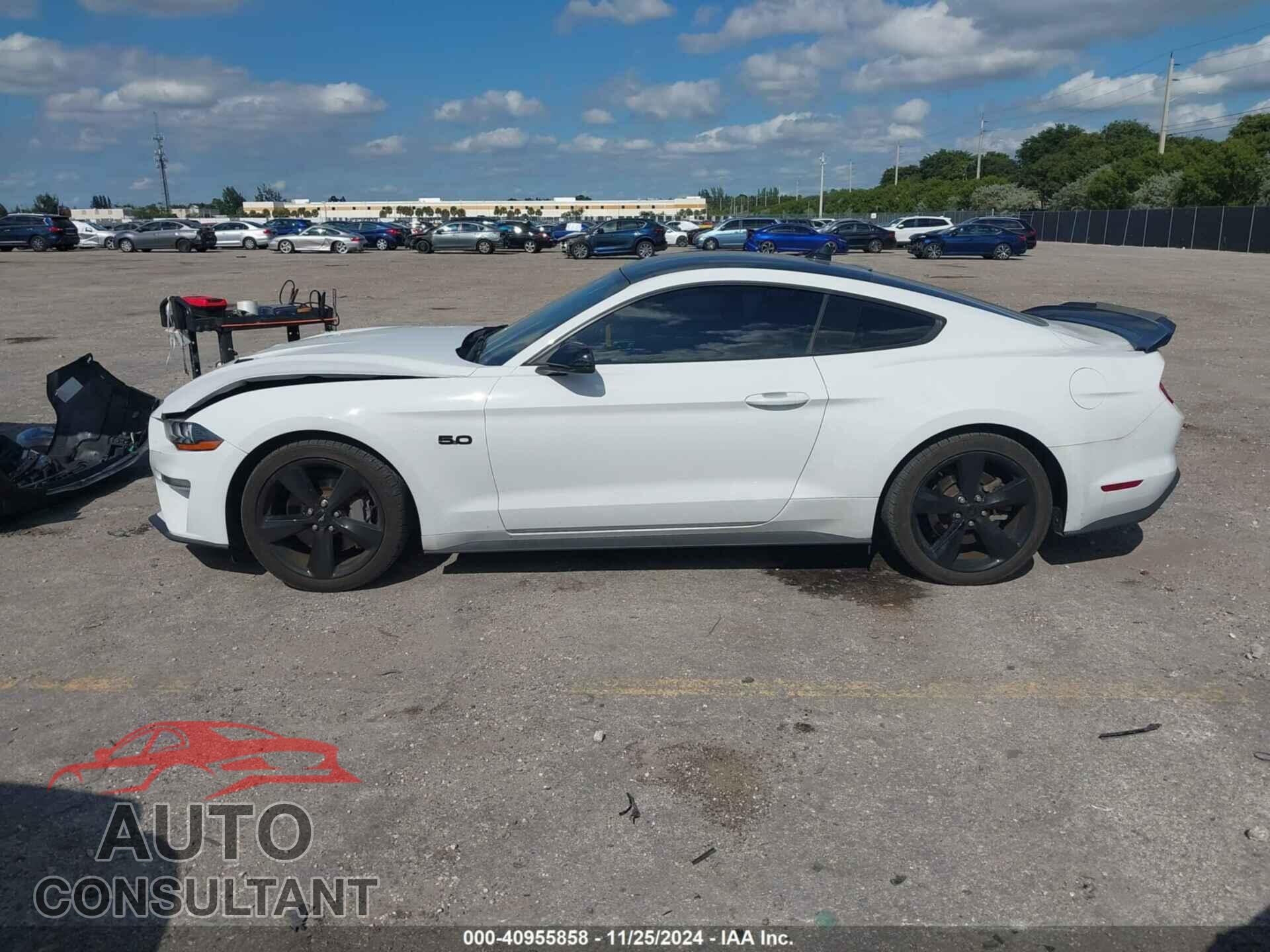 FORD MUSTANG 2022 - 1FA6P8CF3N5114840