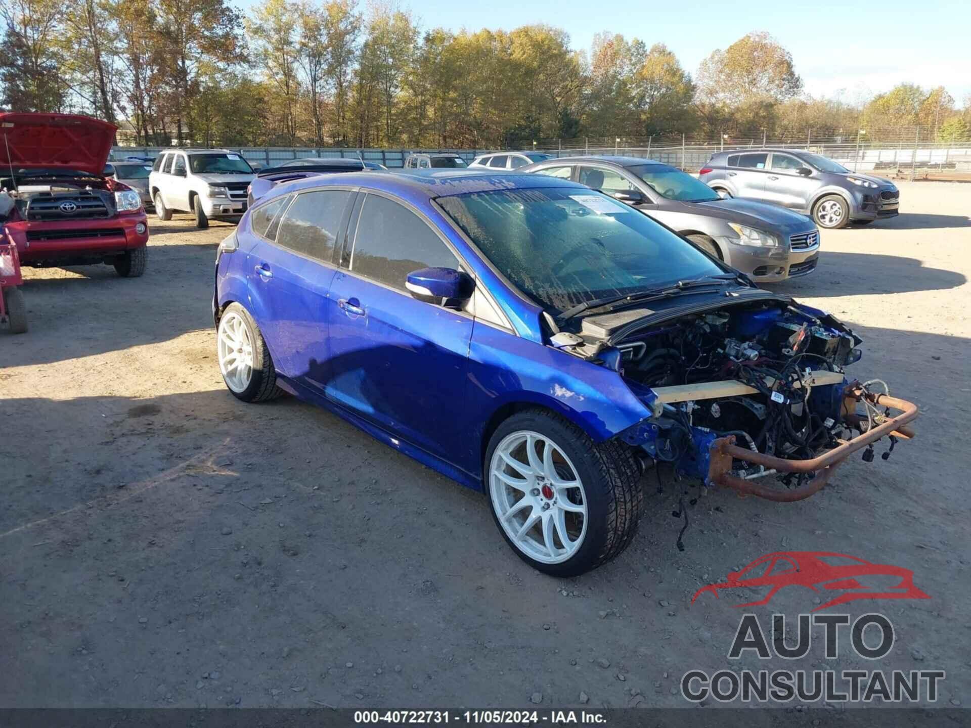 FORD FOCUS ST 2015 - 1FADP3L94FL214253