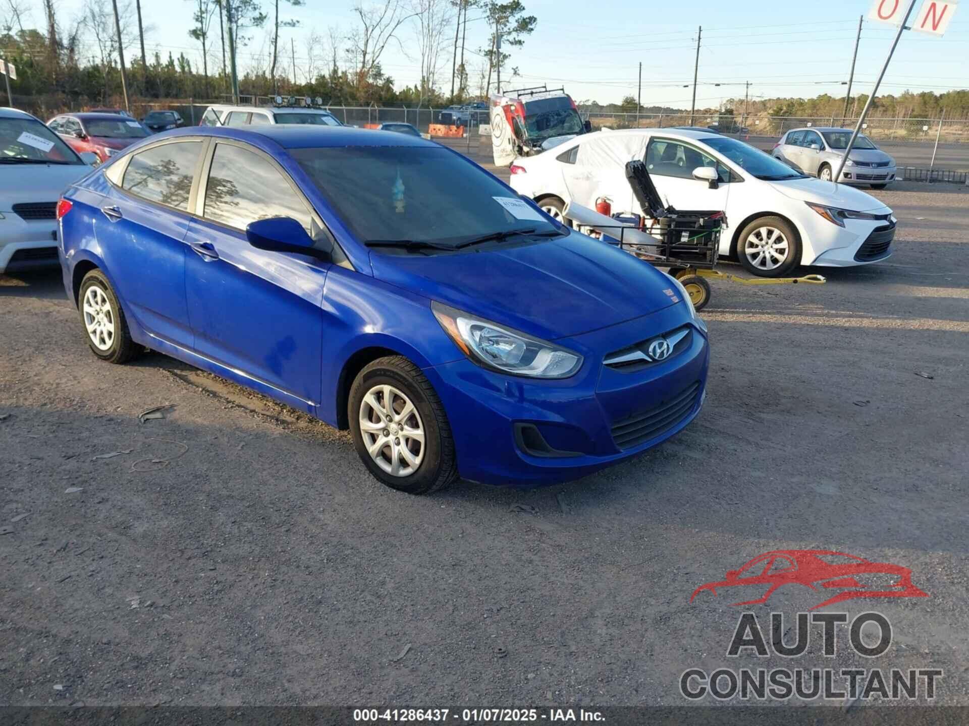 HYUNDAI ACCENT 2013 - KMHCT4AE3DU500217