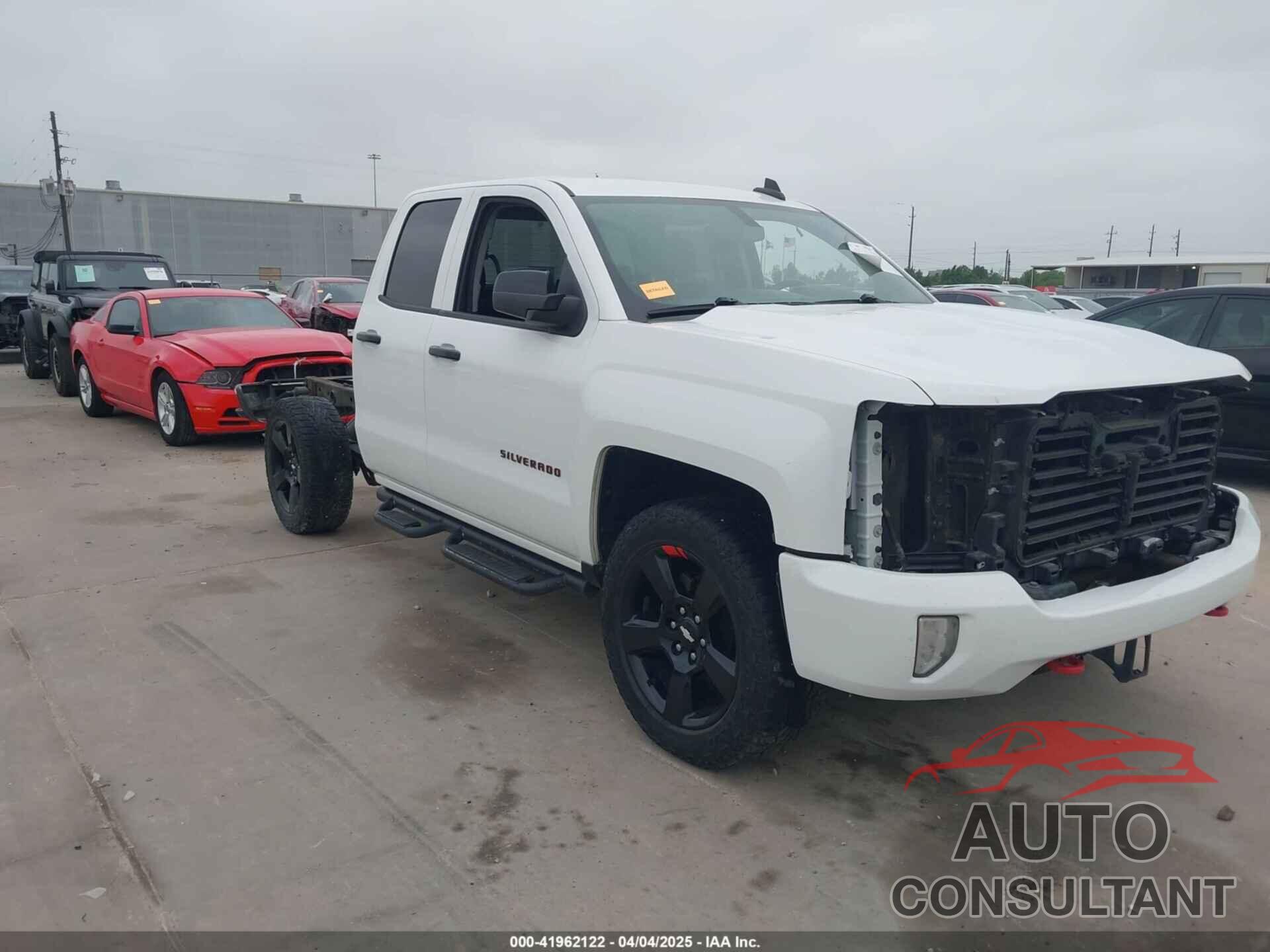 CHEVROLET SILVERADO 1500 2017 - 1GCVKRECXHZ292528