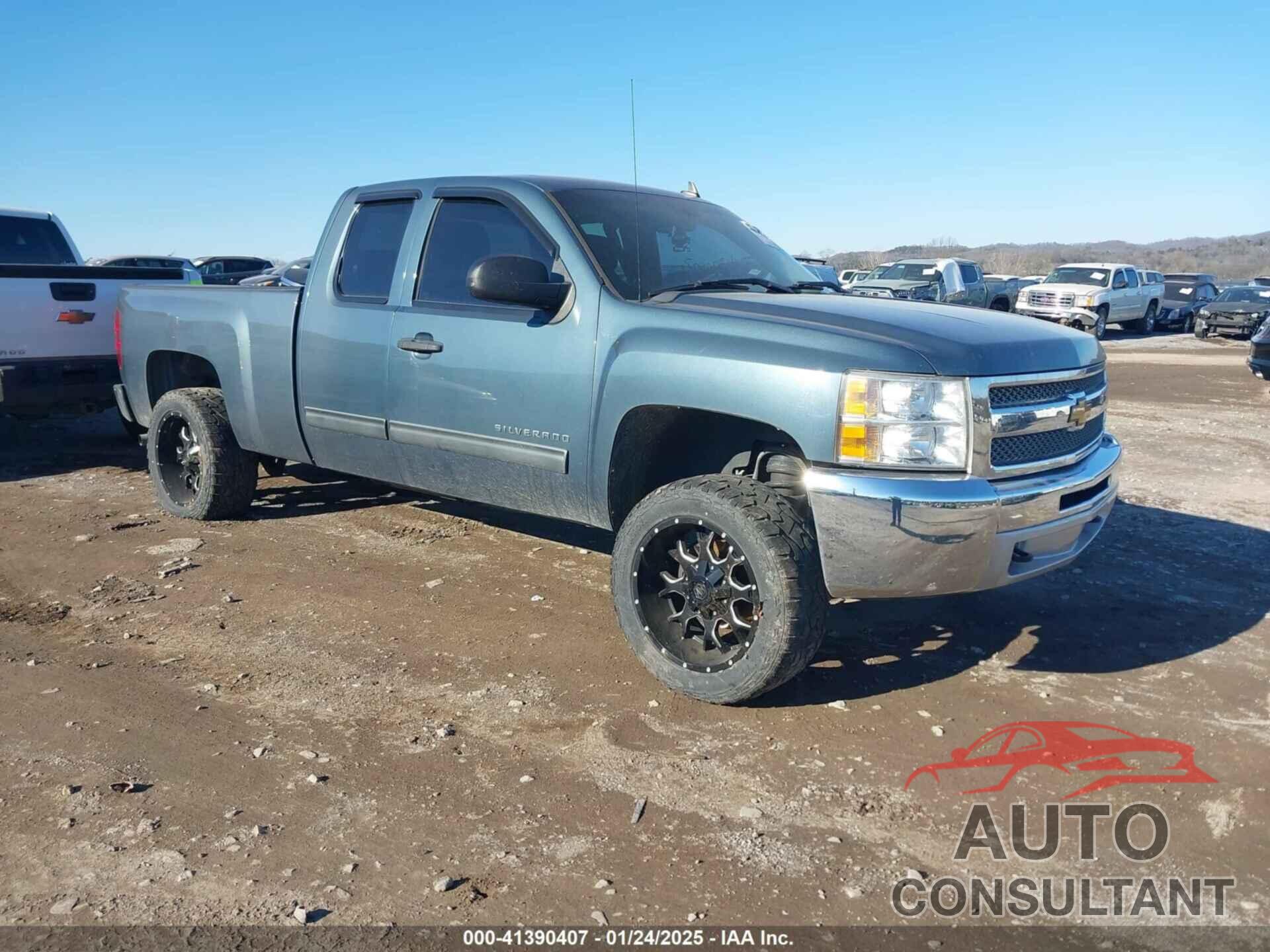 CHEVROLET SILVERADO 1500 2013 - 1GCRKREA5DZ184151