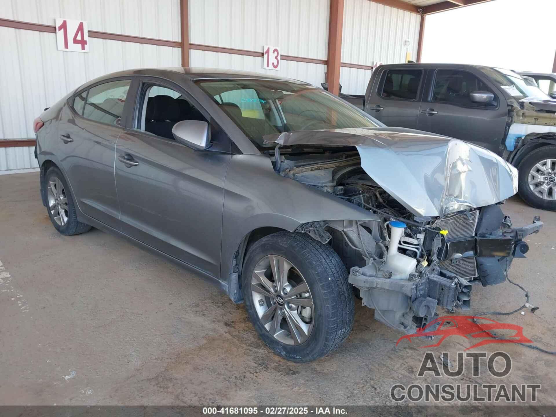 HYUNDAI ELANTRA 2018 - KMHD84LF6JU632086