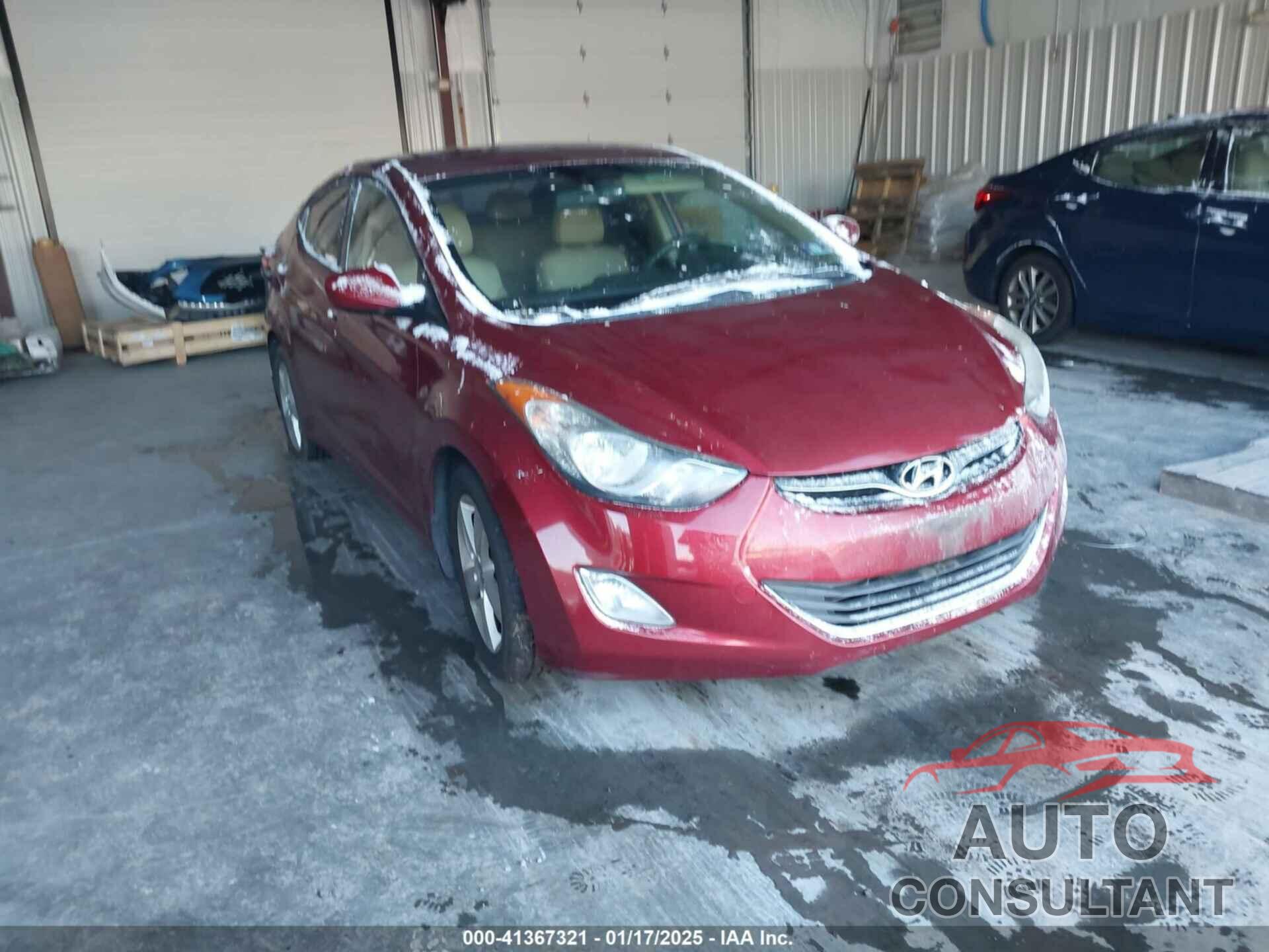 HYUNDAI ELANTRA 2013 - 5NPDH4AE2DH288110