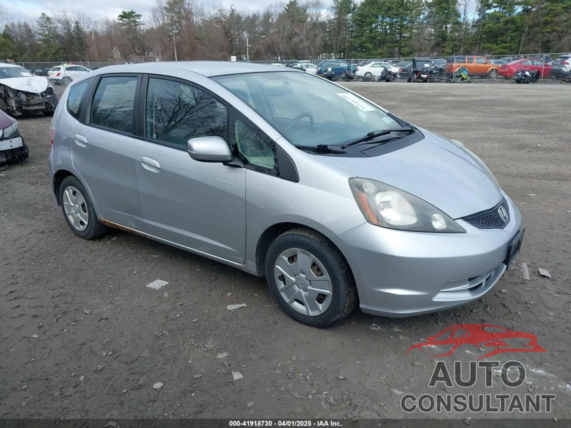 HONDA FIT 2013 - JHMGE8H33DC003569