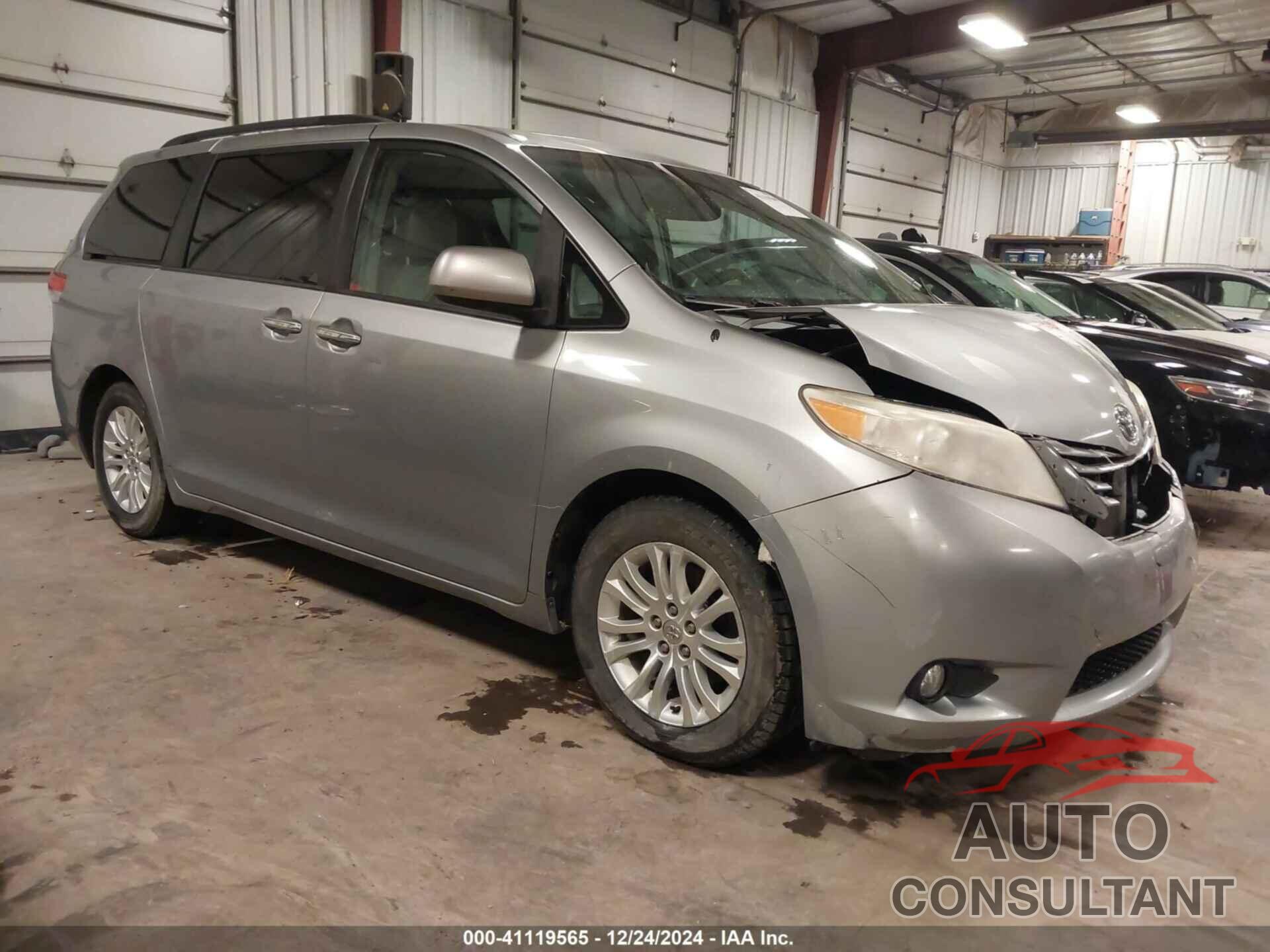 TOYOTA SIENNA 2013 - 5TDYK3DC6DS341523