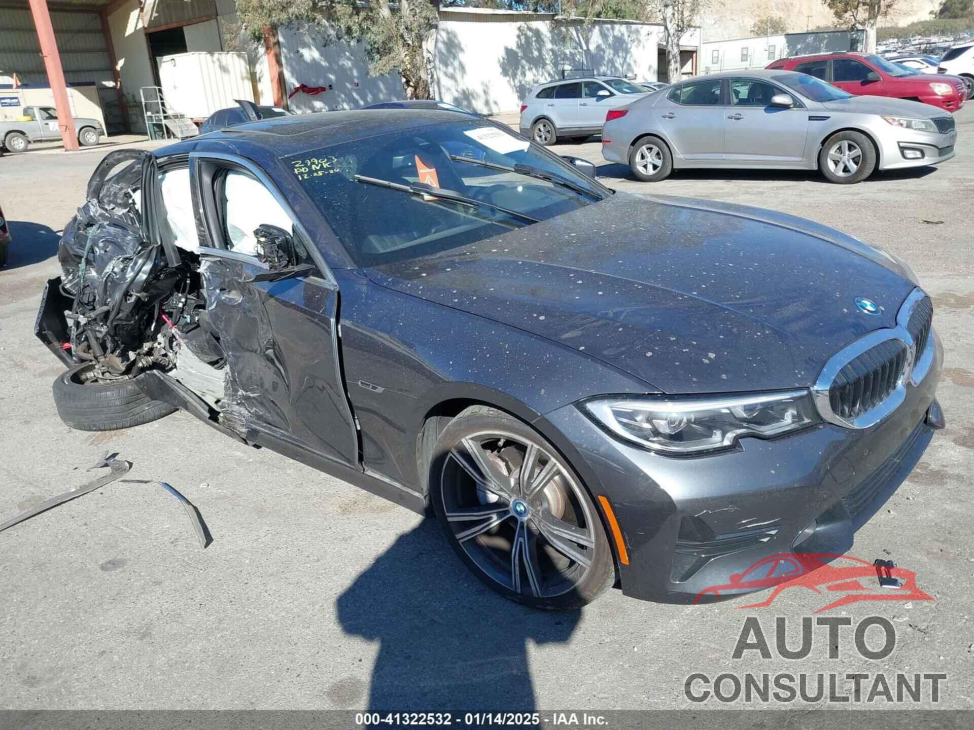 BMW 3 SERIES 2022 - 3MW5P7J05N8C77293