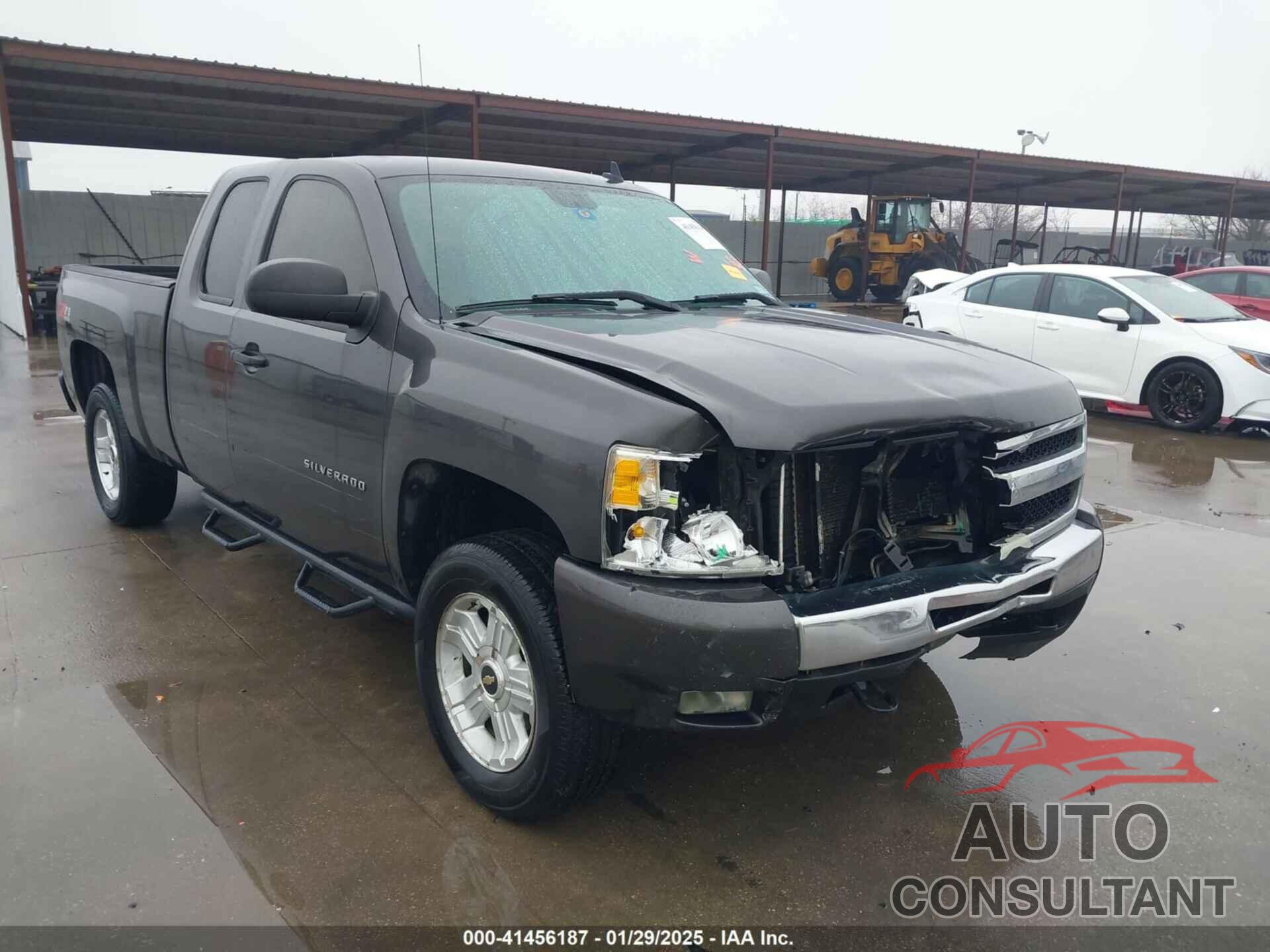 CHEVROLET SILVERADO 1500 2011 - 1GCRKSE30BZ253043