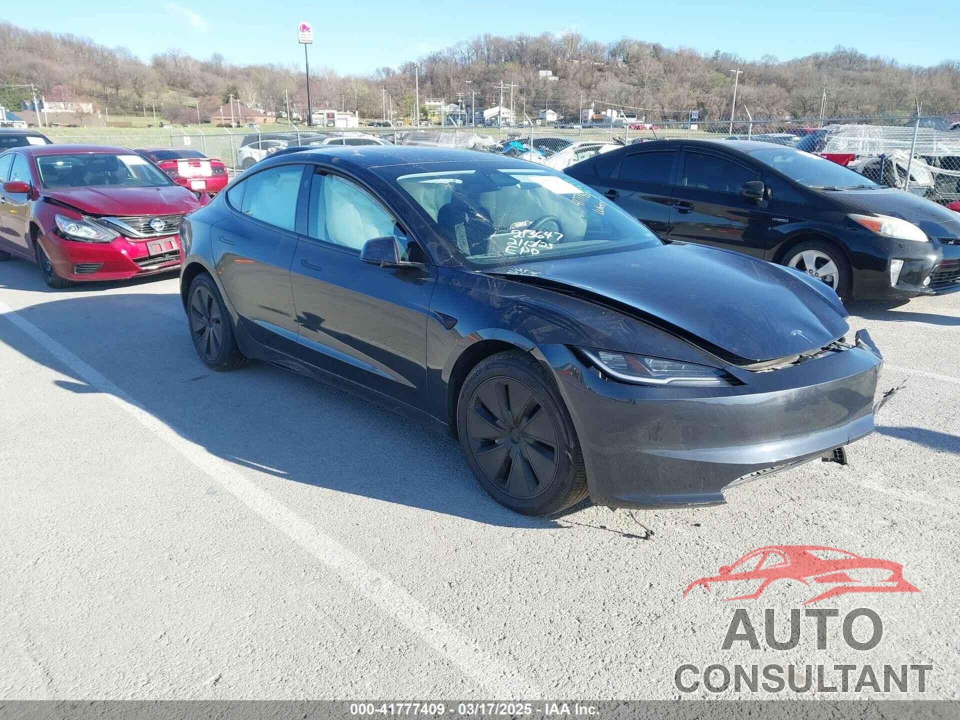 TESLA MODEL 3 2024 - 5YJ3E1EB6RF722229