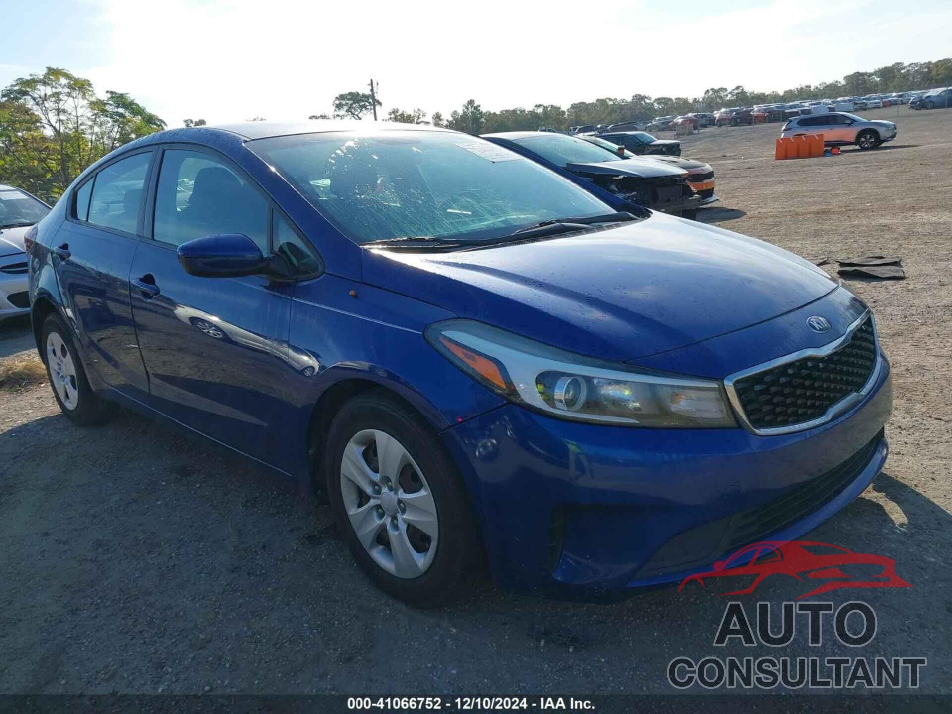 KIA FORTE 2018 - 3KPFK4A73JE254804