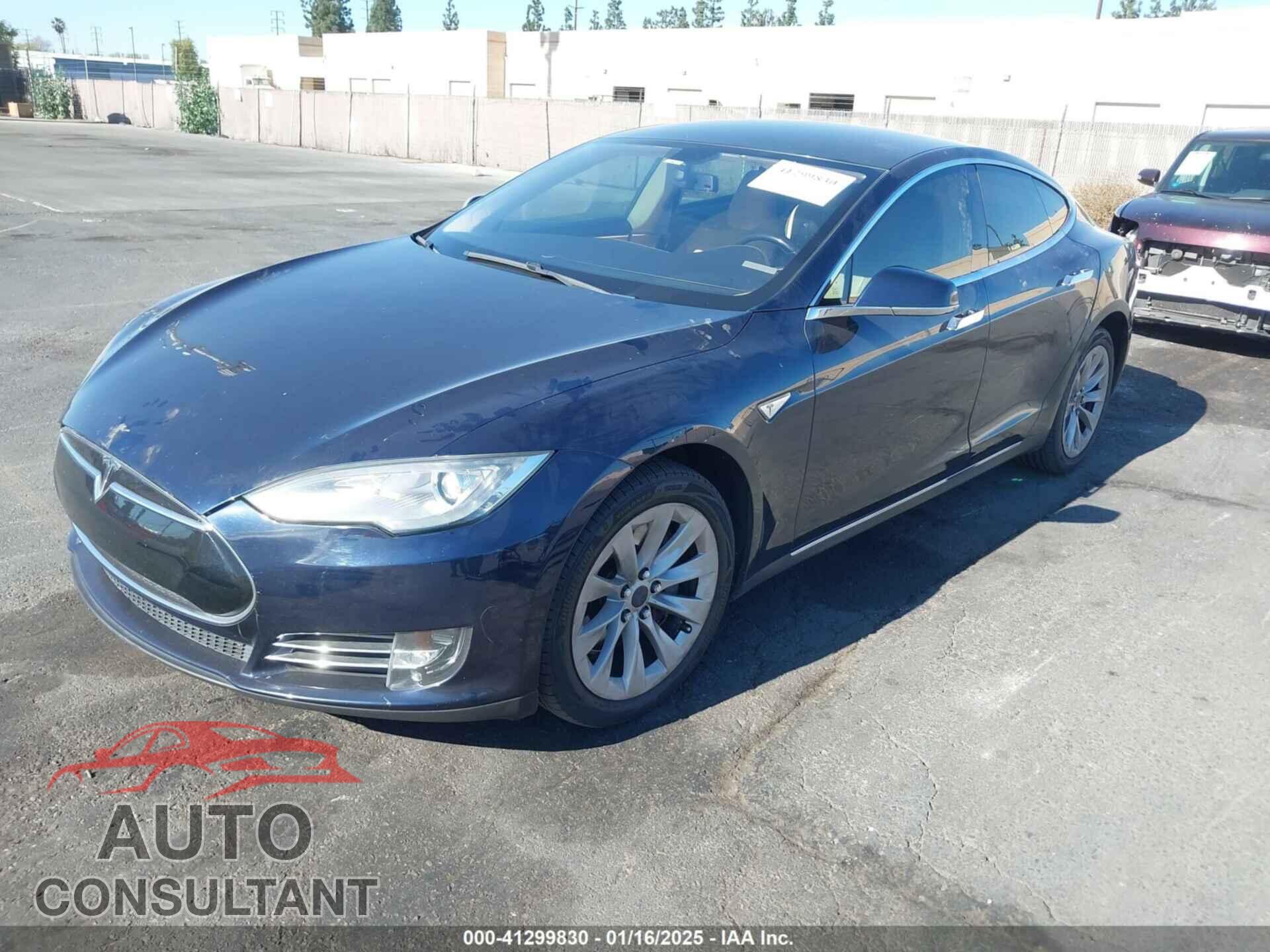 TESLA MODEL S 2013 - 5YJSA1DP9DFP04627