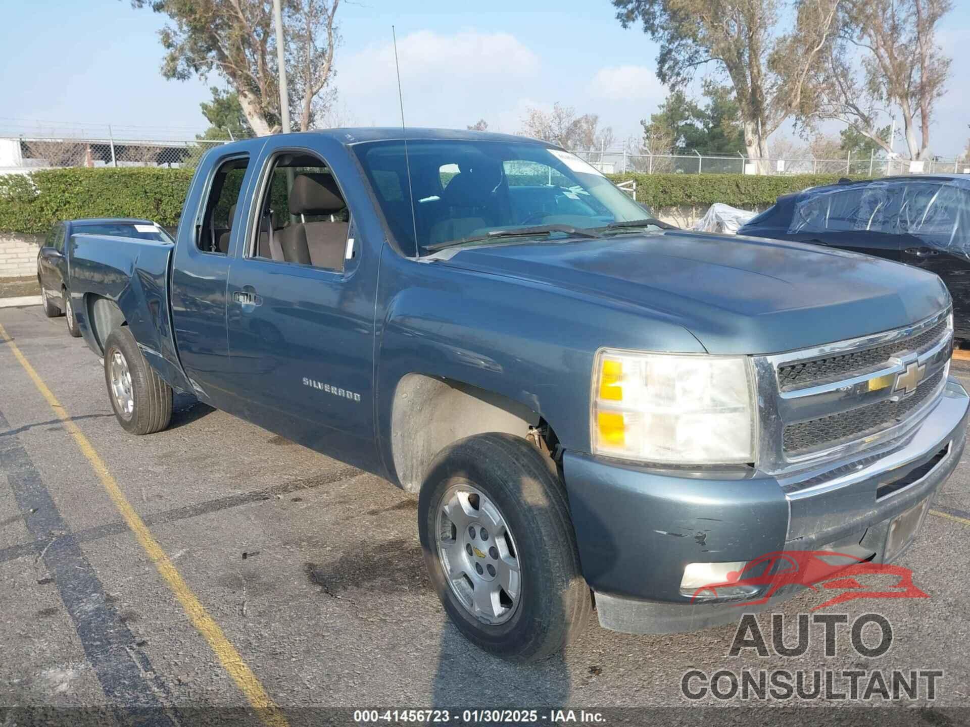 CHEVROLET SILVERADO 1500 2010 - 1GCSCSE06AZ212435