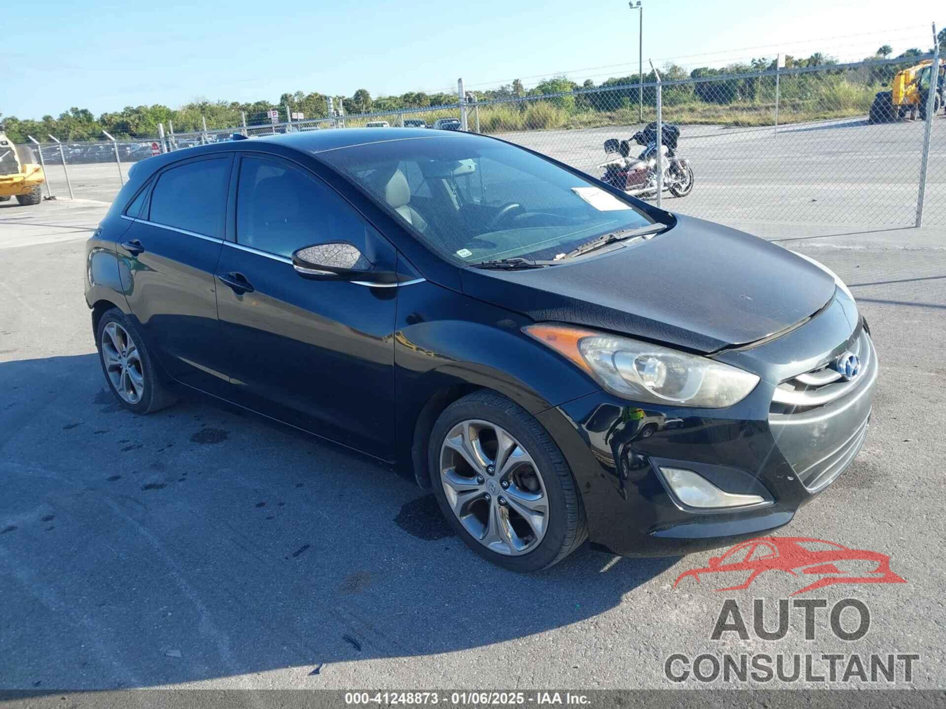 HYUNDAI ELANTRA GT 2013 - KMHD35LE5DU033762