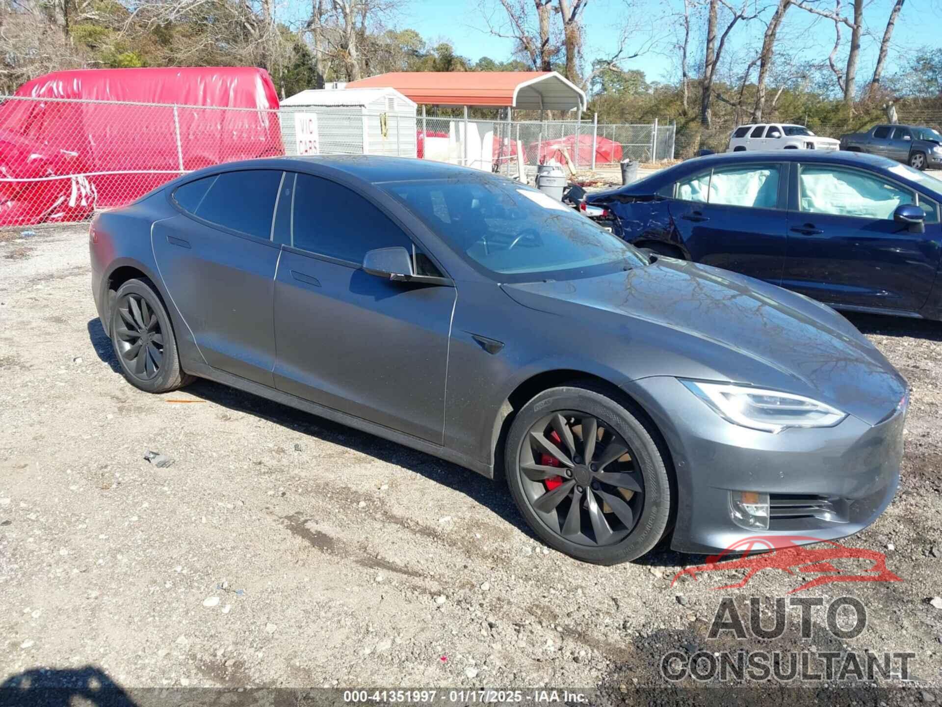 TESLA MODEL S 2017 - 5YJSA1E27HF231755