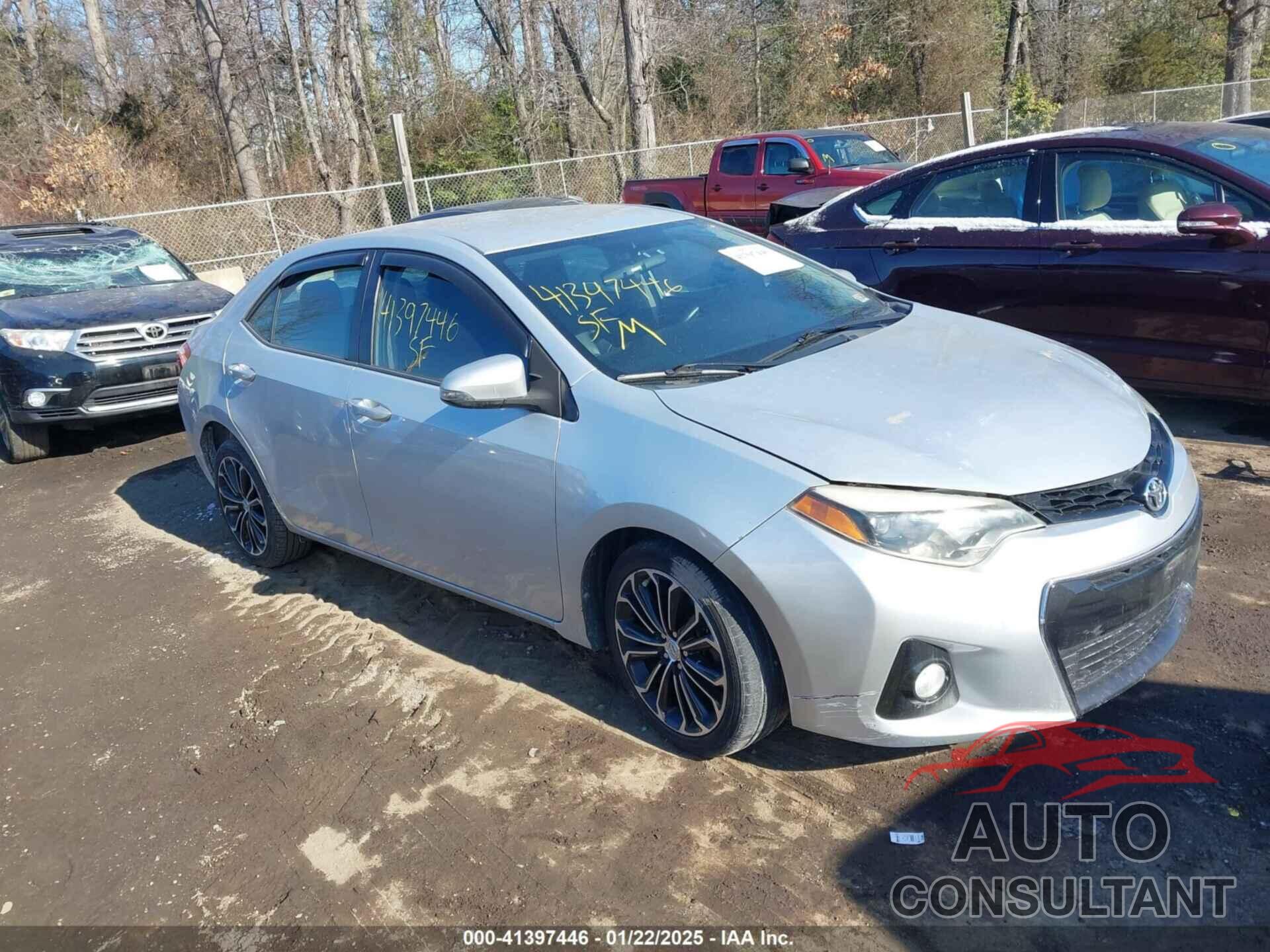 TOYOTA COROLLA 2015 - 2T1BURHE5FC373017