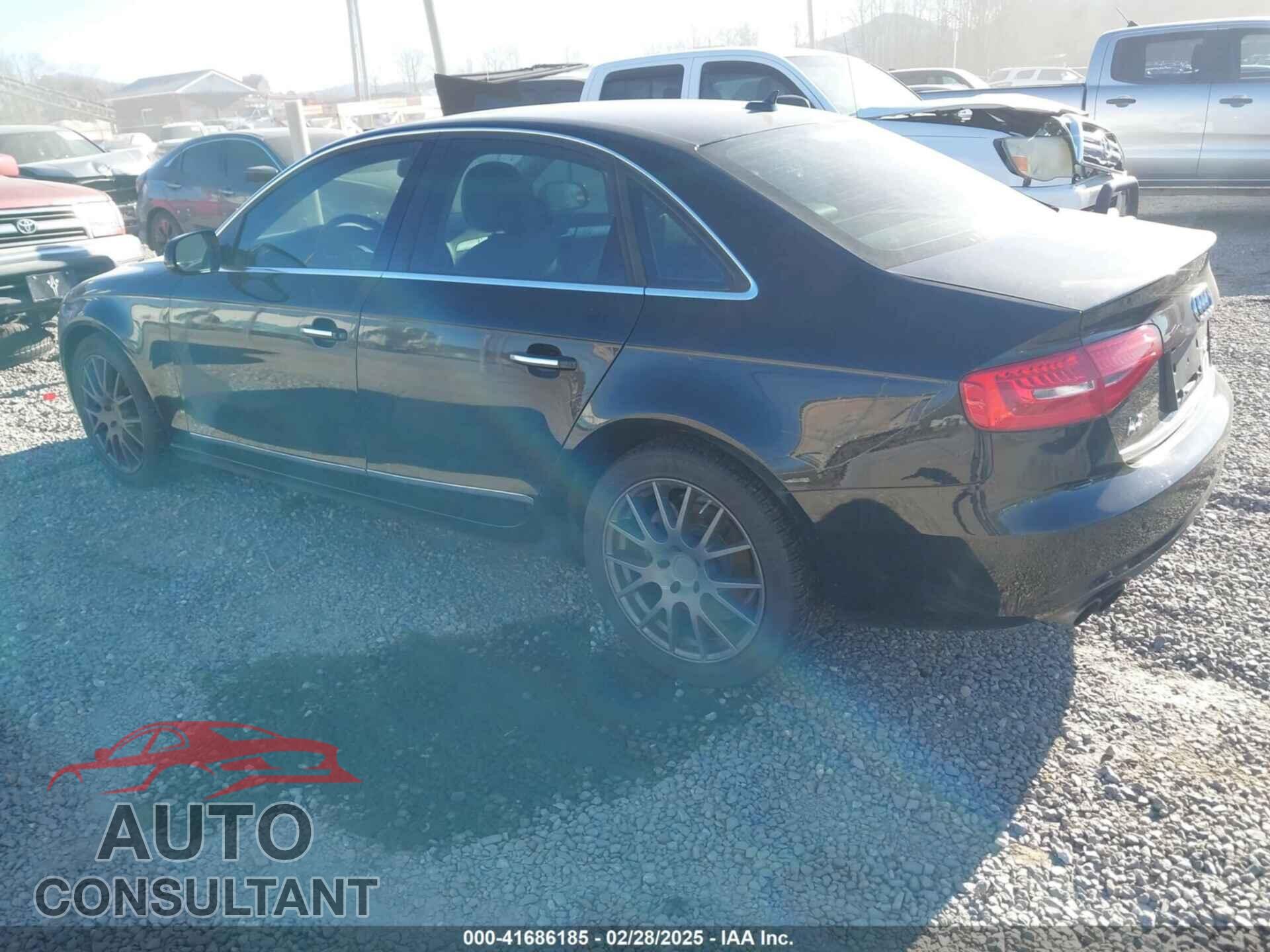 AUDI A4 2013 - WAUDFAFL1DN042240