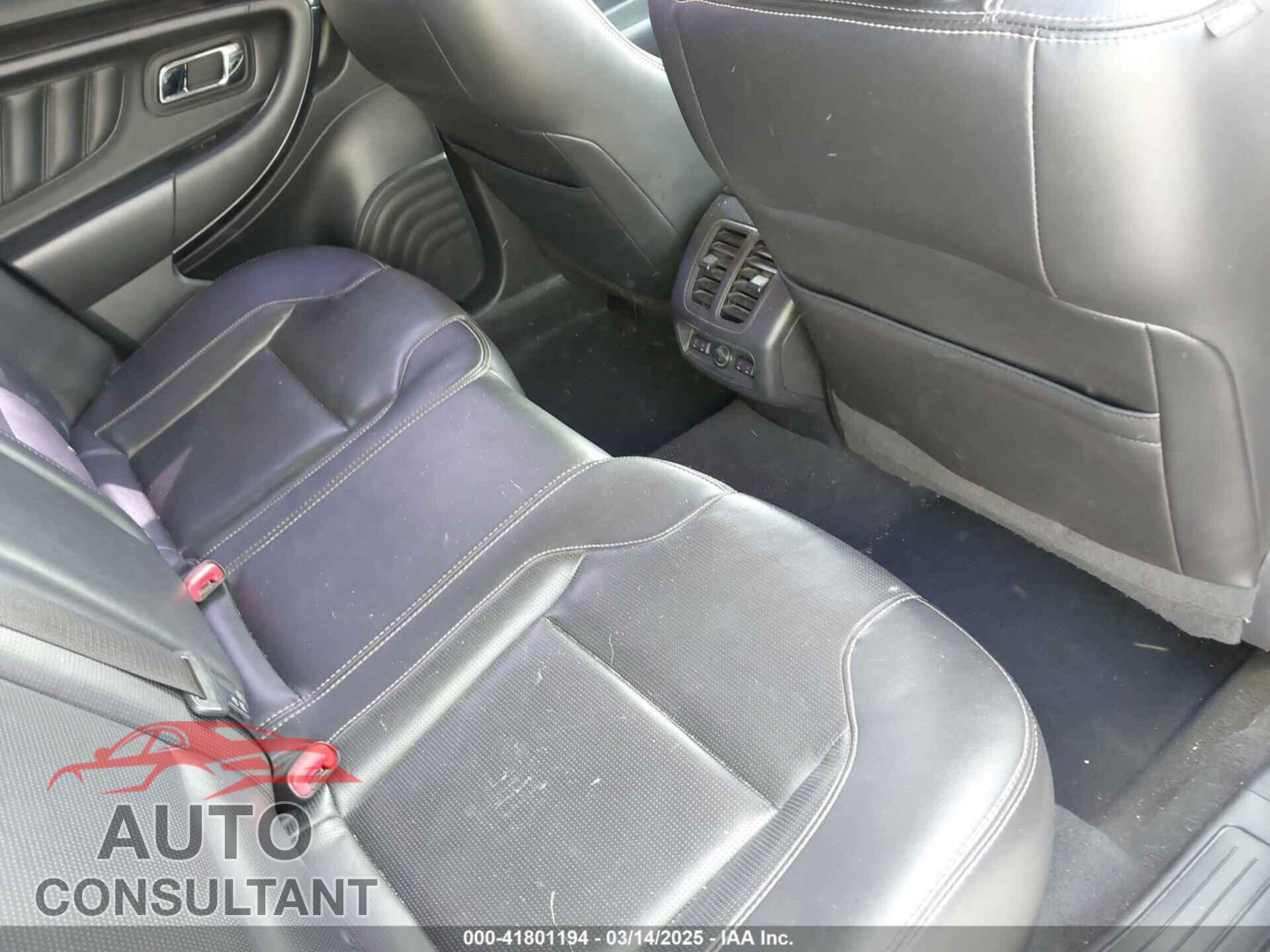 FORD TAURUS 2011 - 1FAHP2FW0BG102291